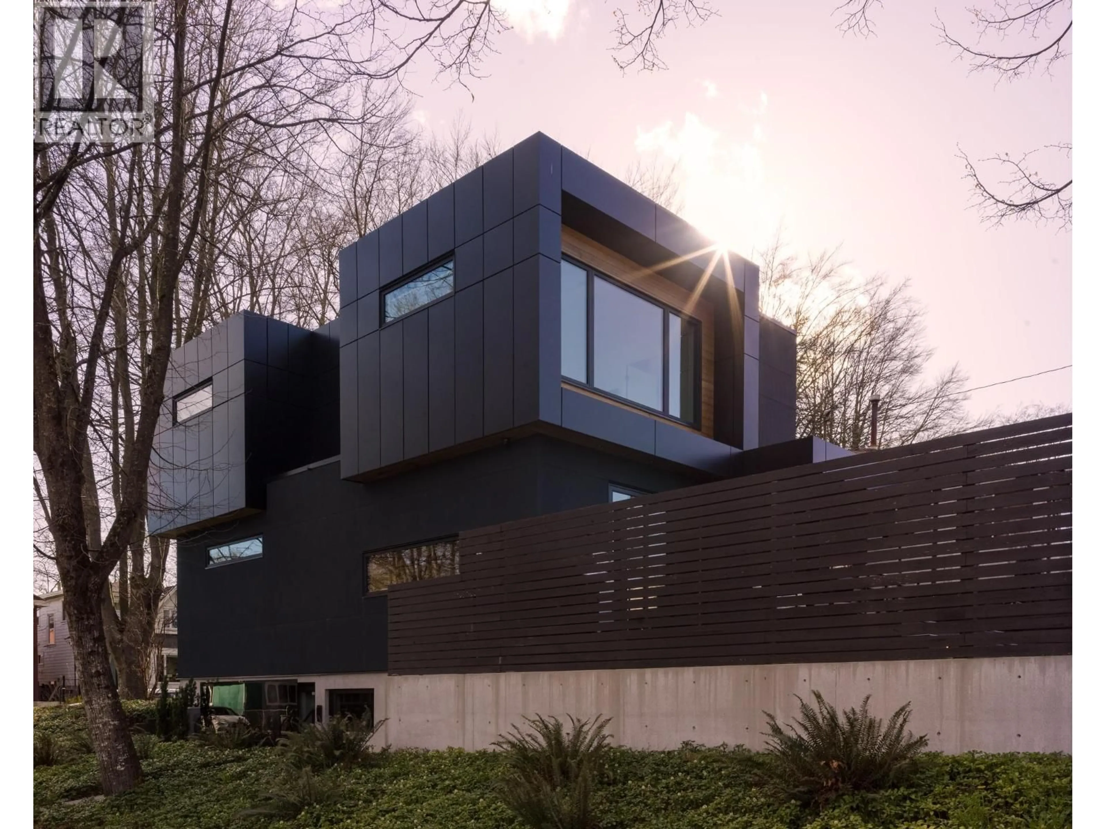 Home with brick exterior material, building for 91 40TH AVENUE, Vancouver British Columbia V5W1L3