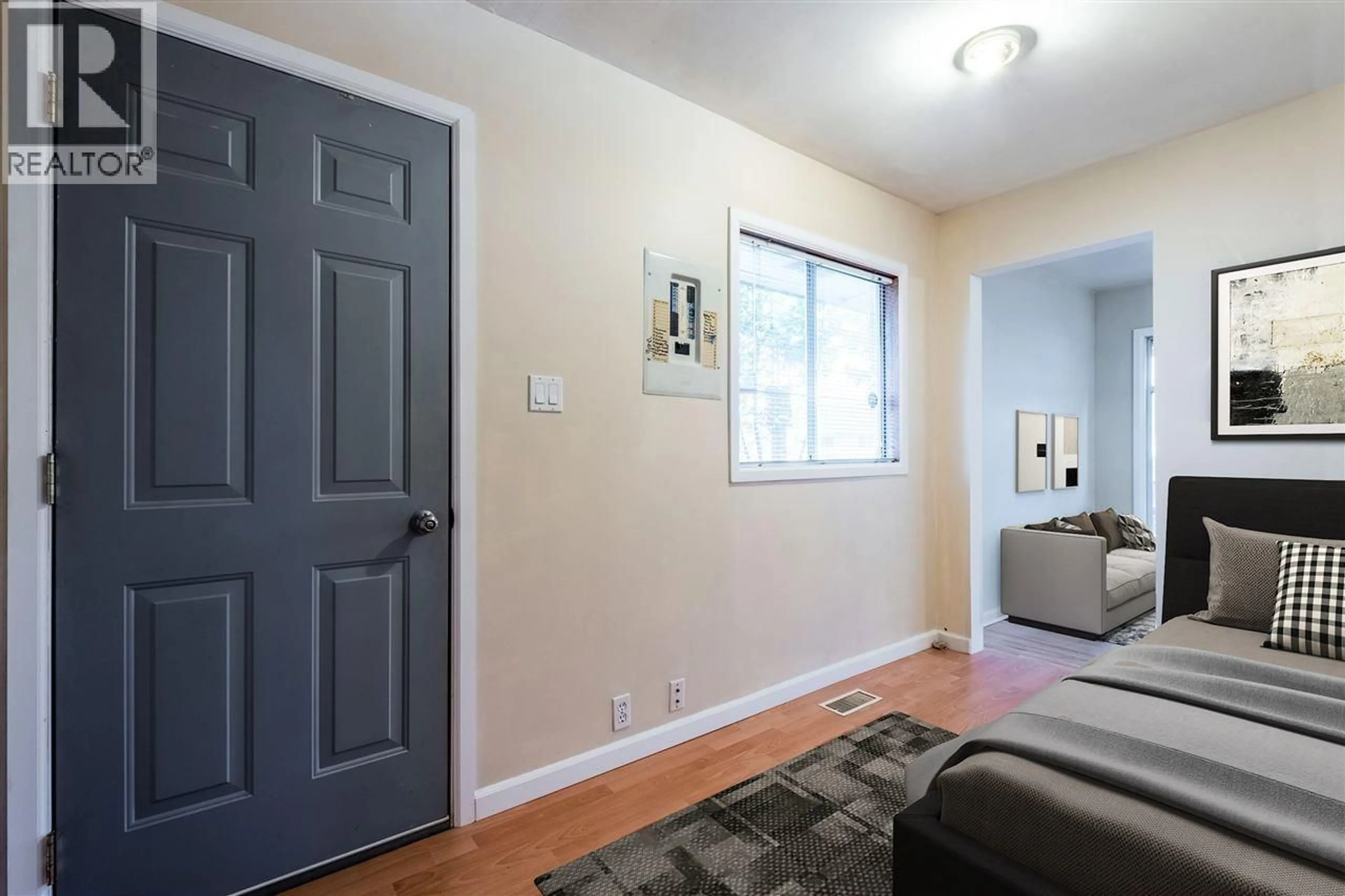 Indoor entryway for 2259 CENTRAL AVENUE, Port Coquitlam British Columbia V3C1V7