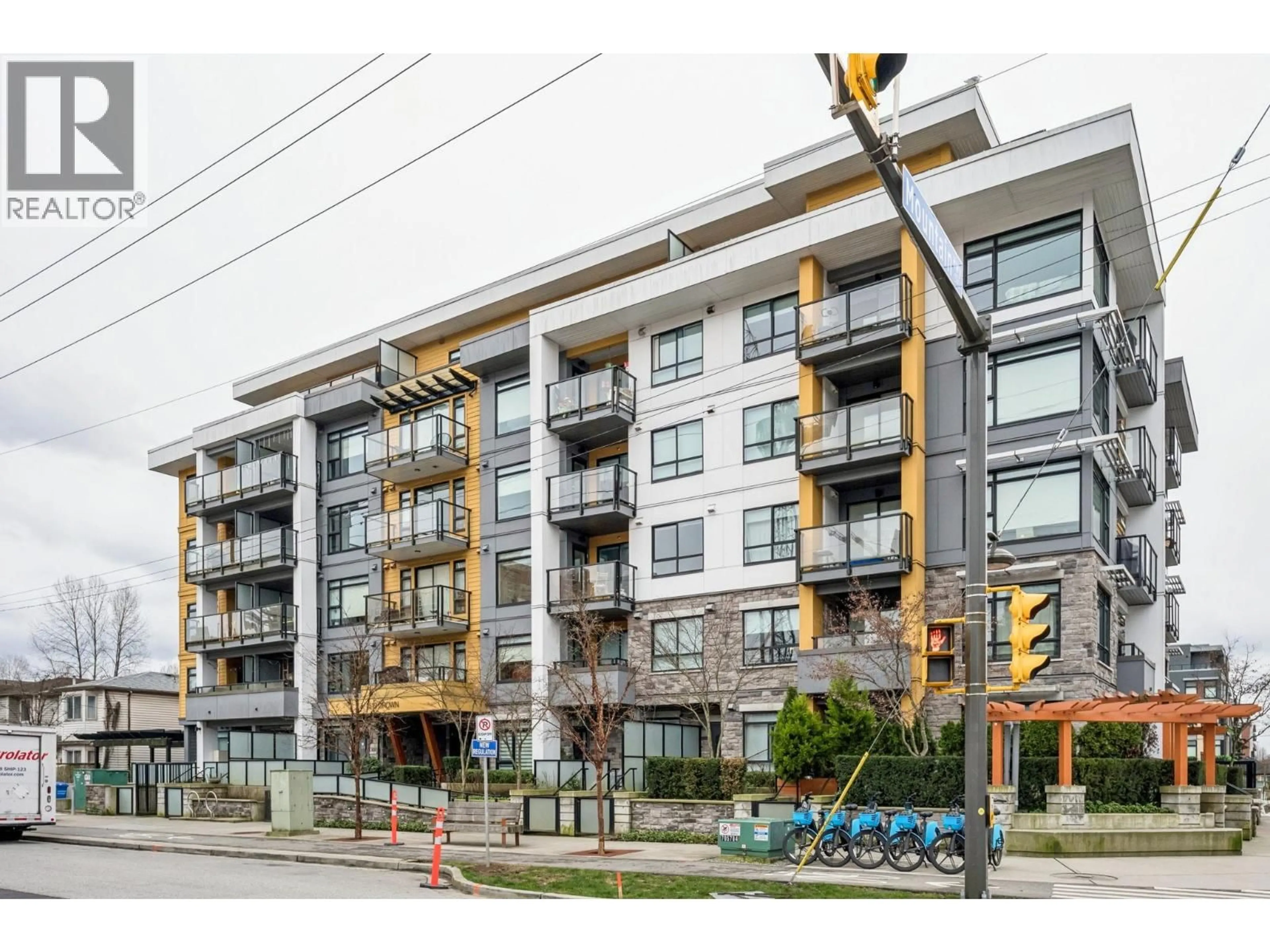 Unknown for 201 - 1519 CROWN STREET, North Vancouver British Columbia V7J1G6