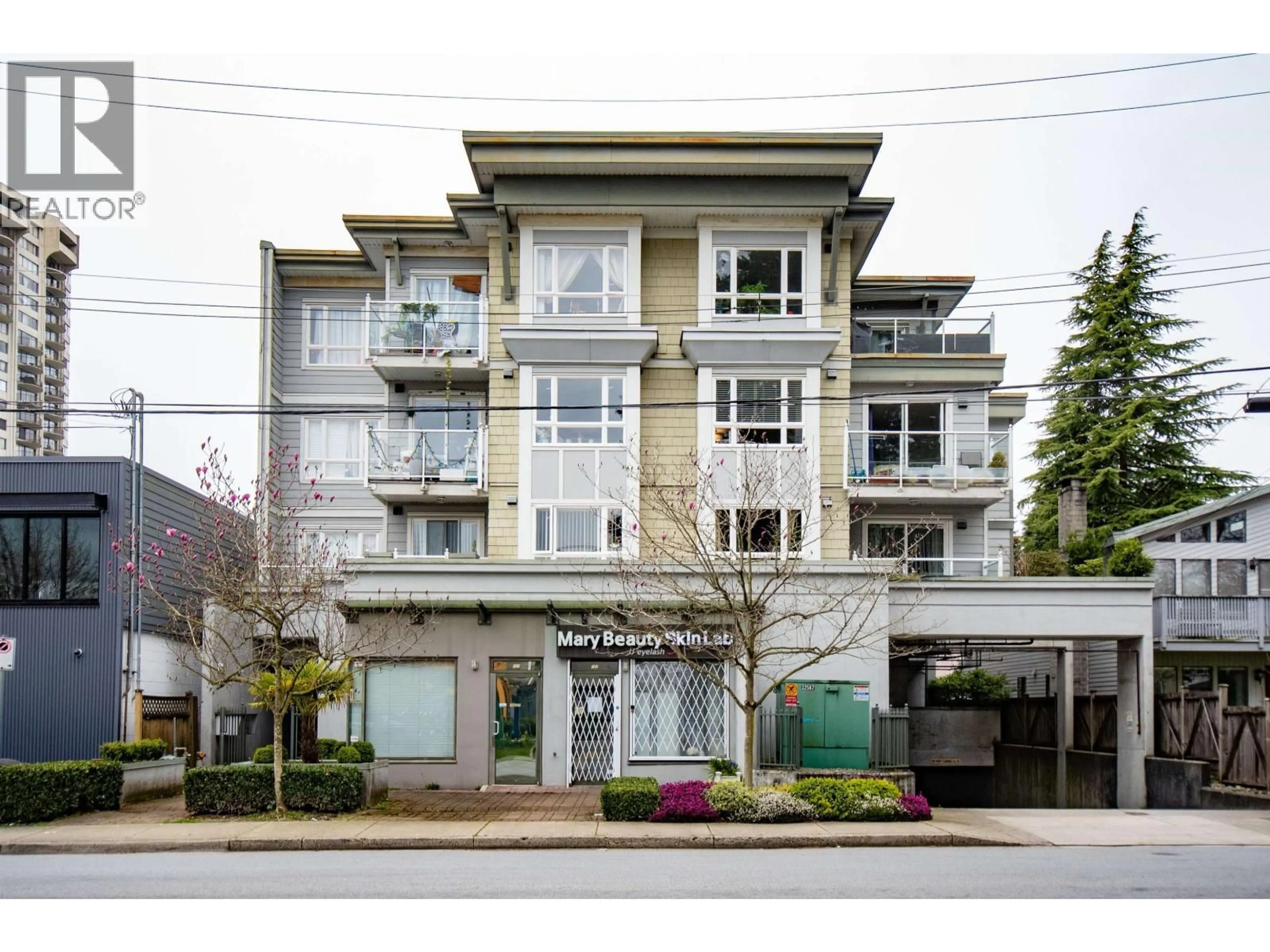 Unknown for 401 - 1629 GARDEN AVENUE, North Vancouver British Columbia V7P3A6