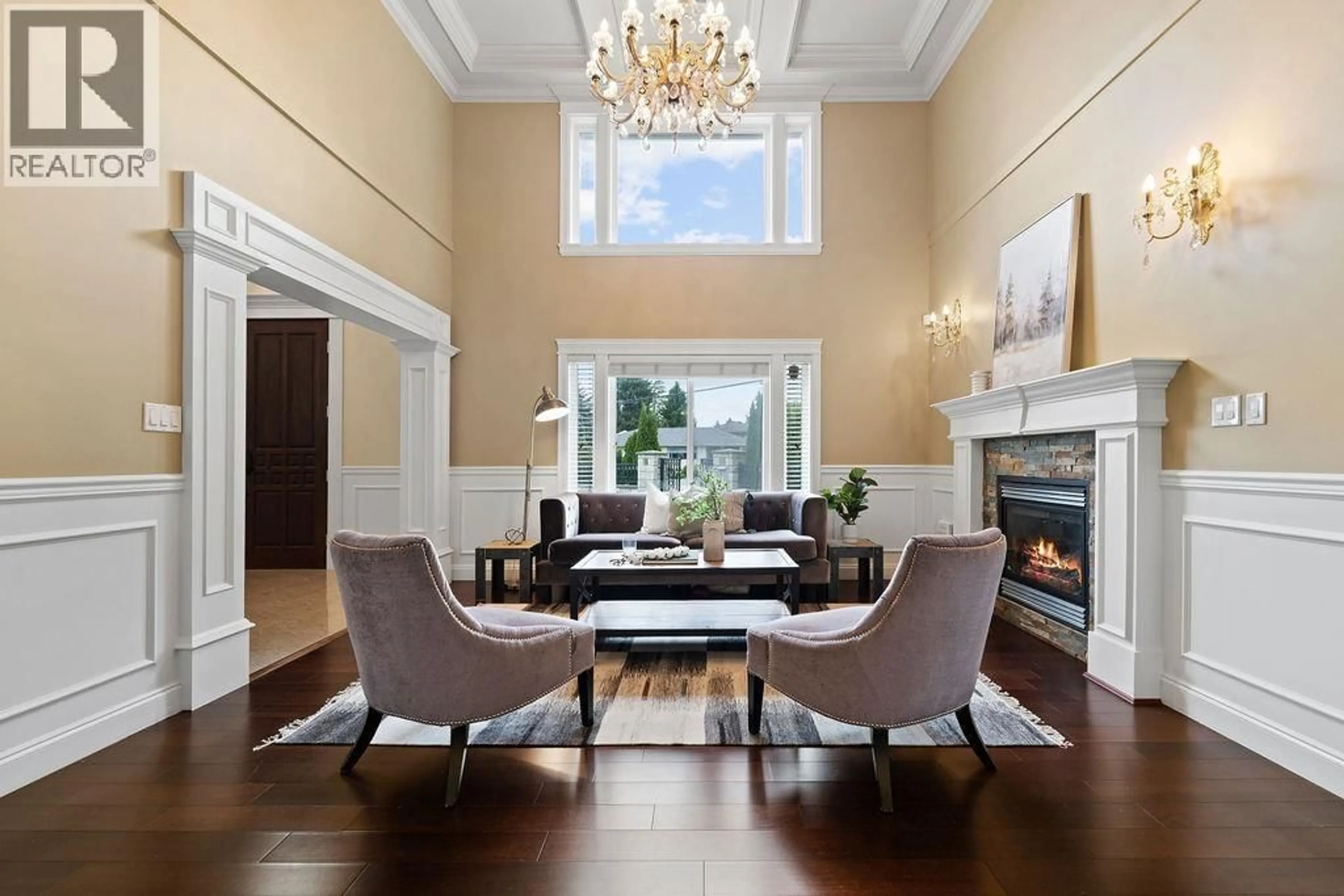 Living room with furniture, unknown for 9200 SAUNDERS ROAD, Richmond British Columbia V7A2A9