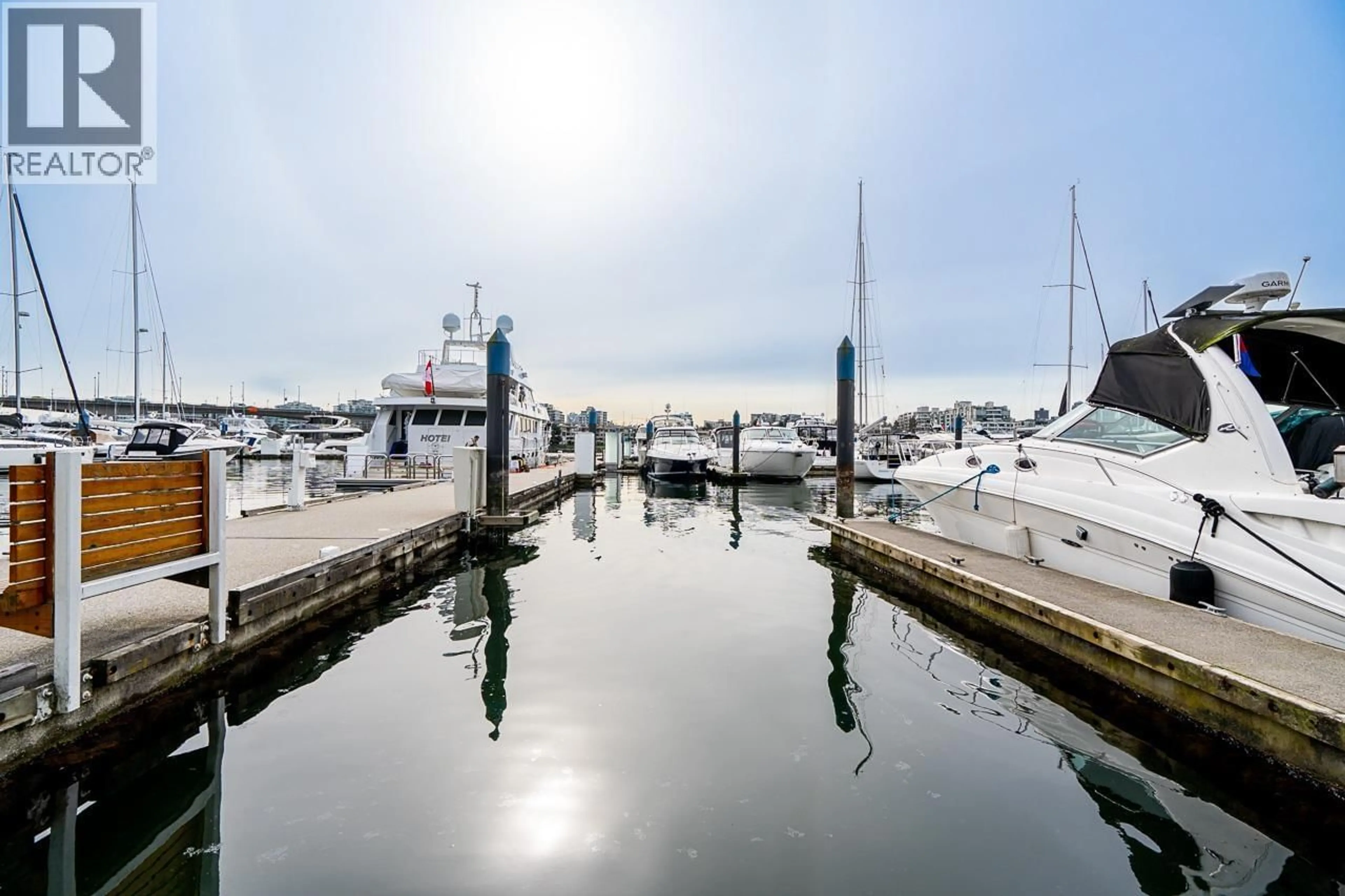 Unknown for D7 - 1088 MARINASIDE CRESCENT, Vancouver British Columbia V6Z3C4