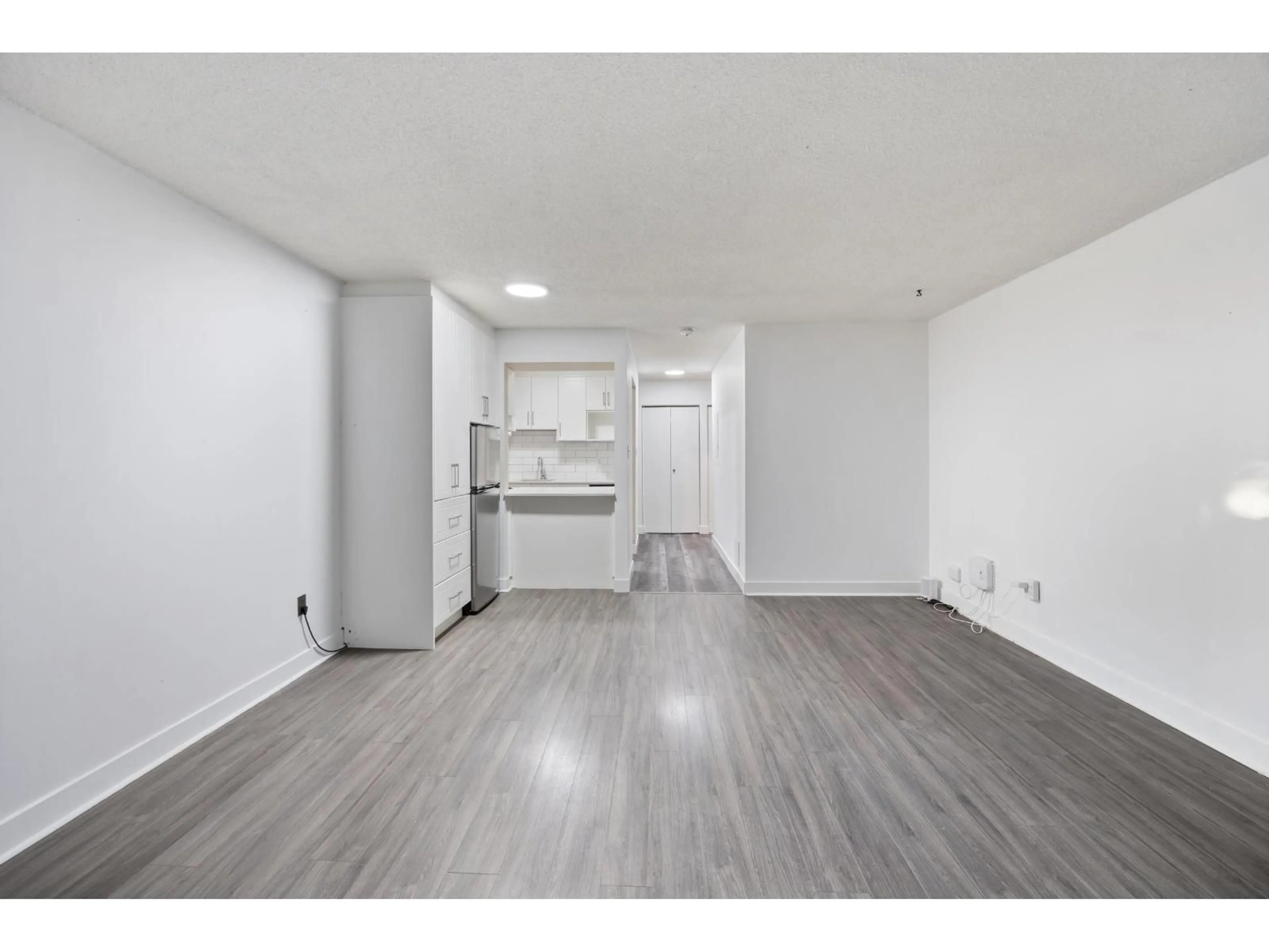 A pic of a room for 223 - 11806 88 AVENUE, Delta British Columbia V4C3C5