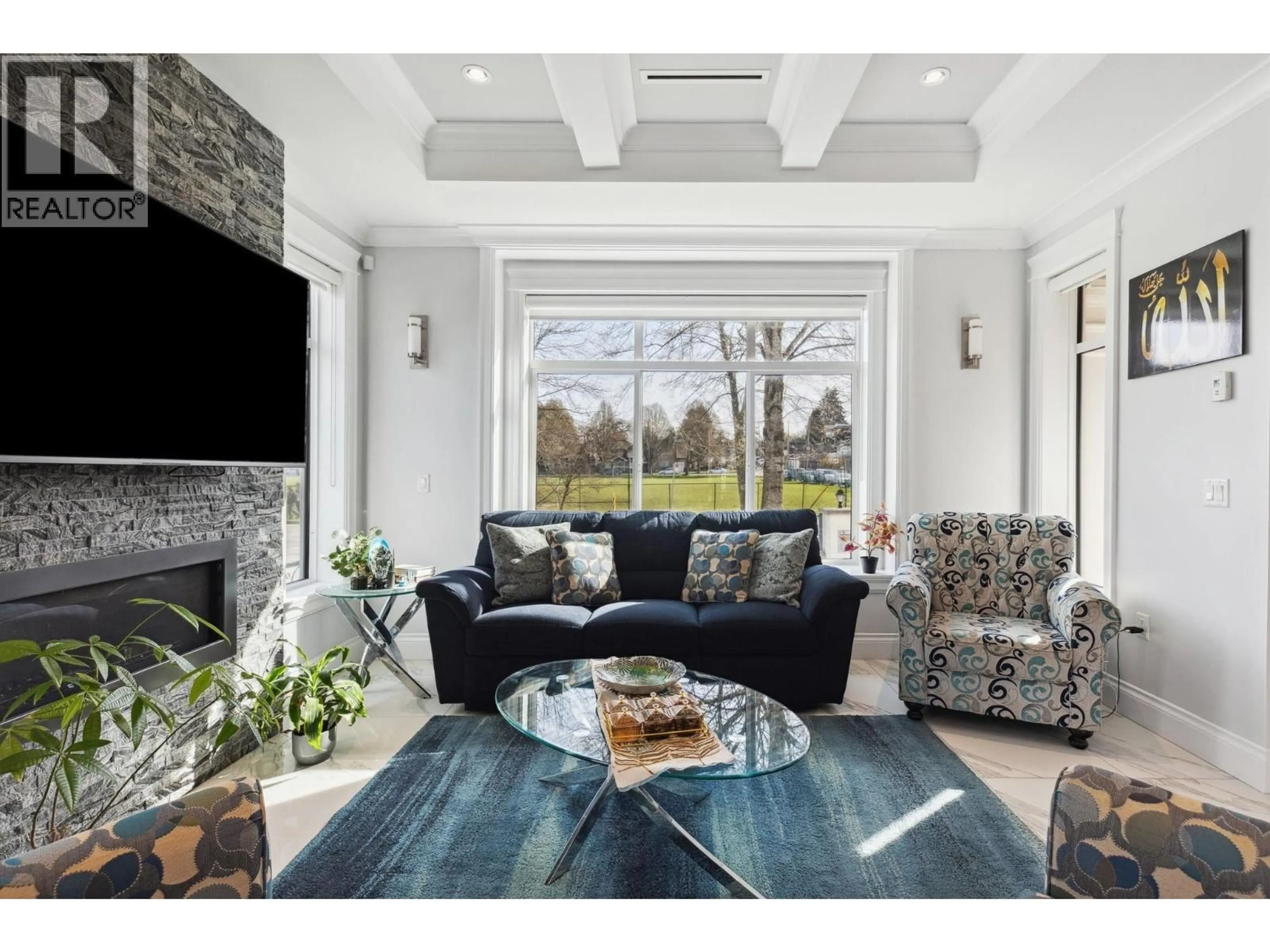 Living room with furniture, unknown for 795 39TH AVENUE, Vancouver British Columbia V5W1K5