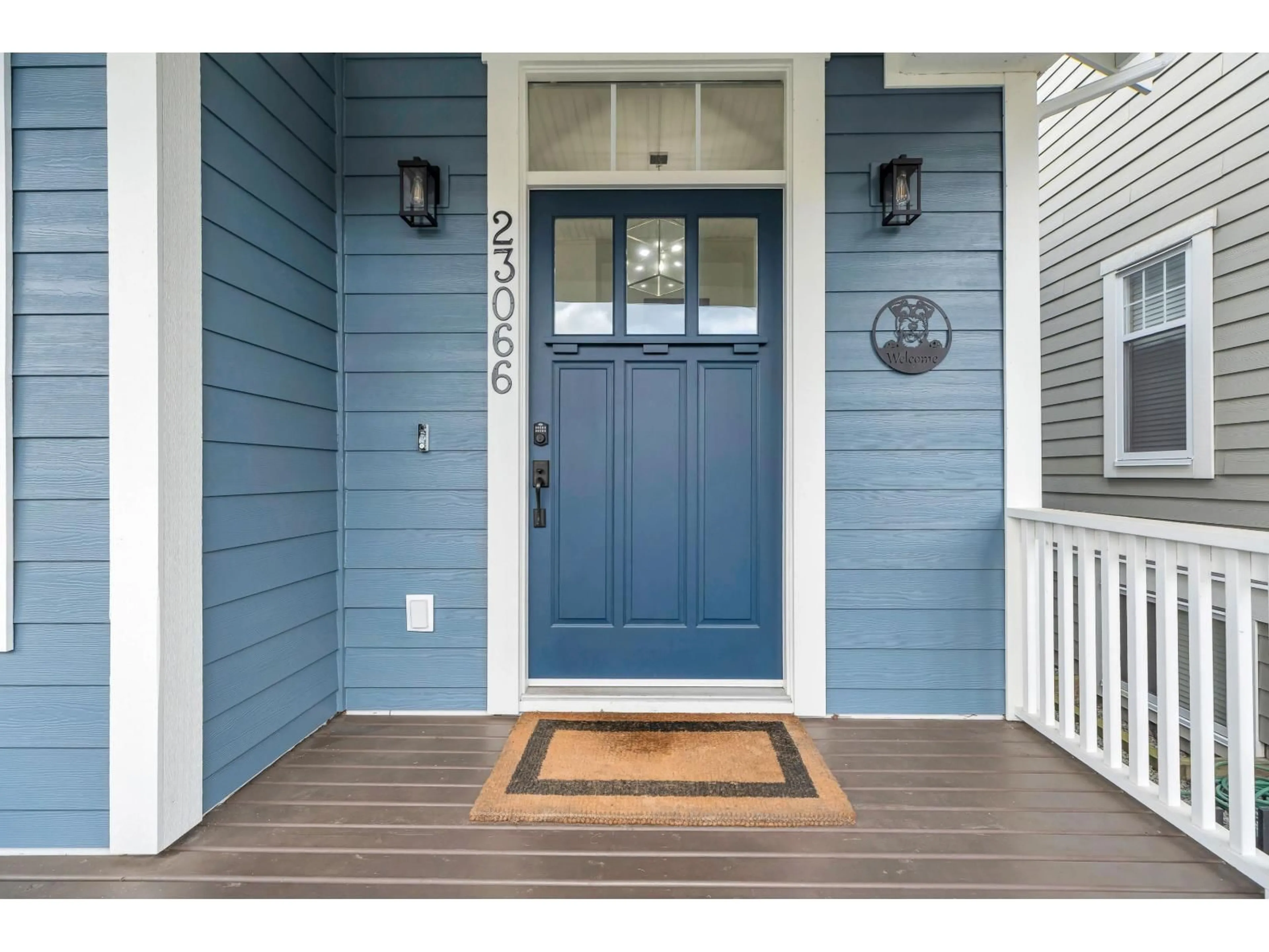Indoor entryway for 23066 BEDFORD TRAIL, Langley British Columbia V1M4G6