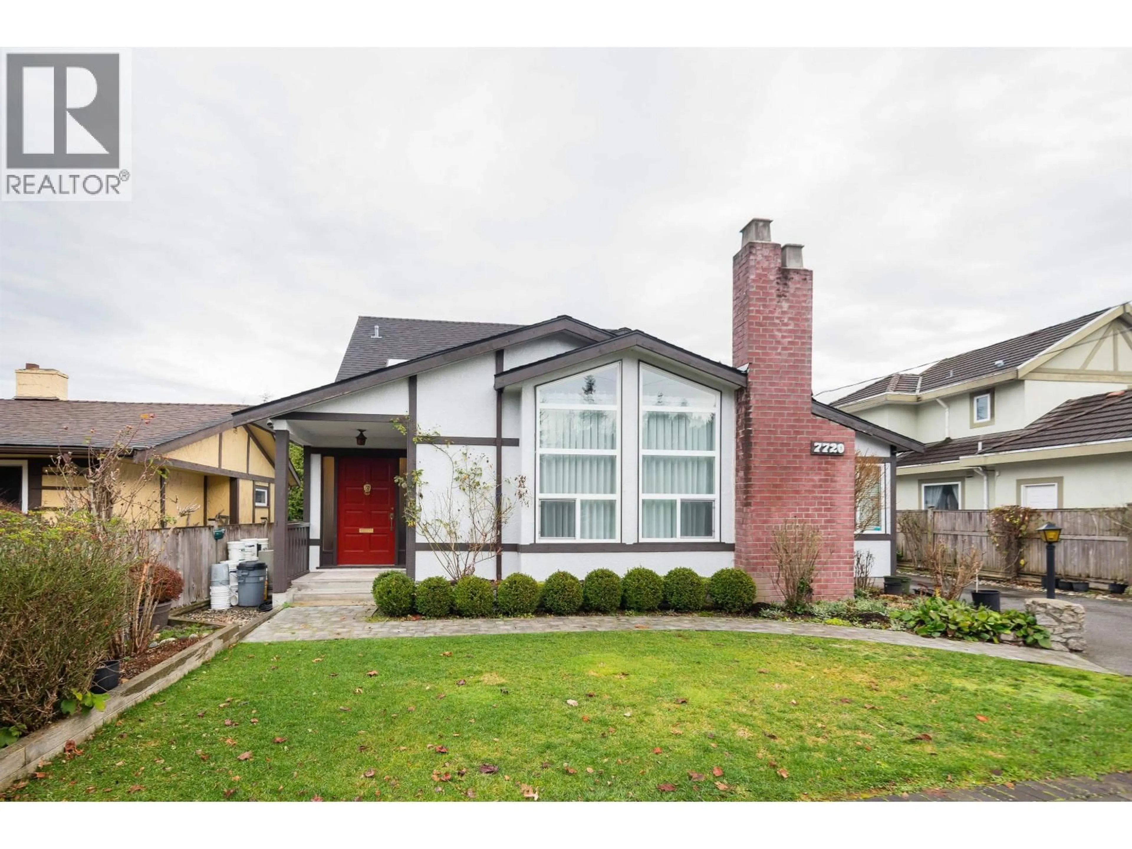 Home with brick exterior material, street for 7720 NO. 1 ROAD, Richmond British Columbia V7C1T6