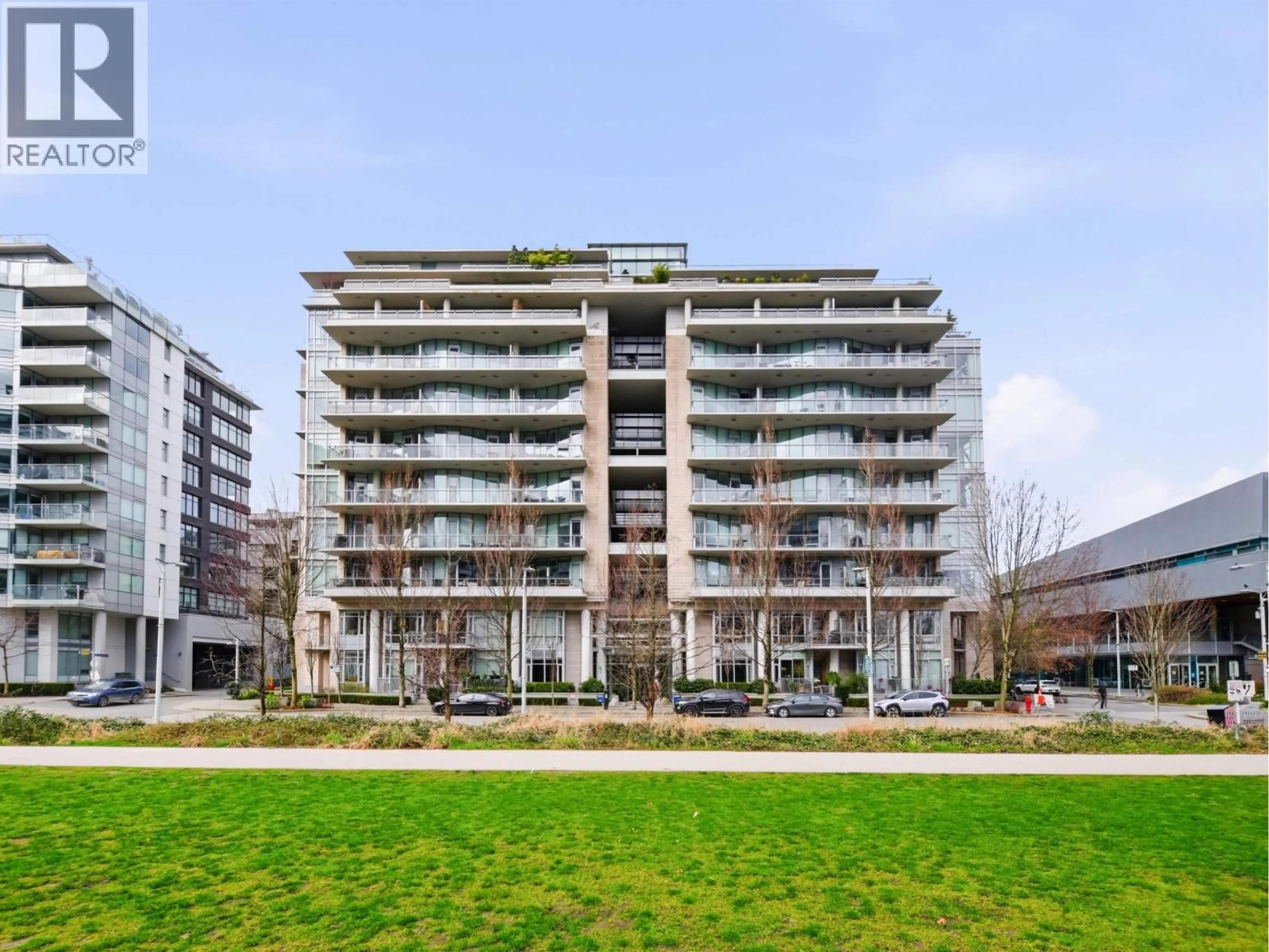 A pic from outside/outdoor area/front of a property/back of a property/a pic from drone, building for 306 - 1633 ONTARIO STREET, Vancouver British Columbia V5Y0C2