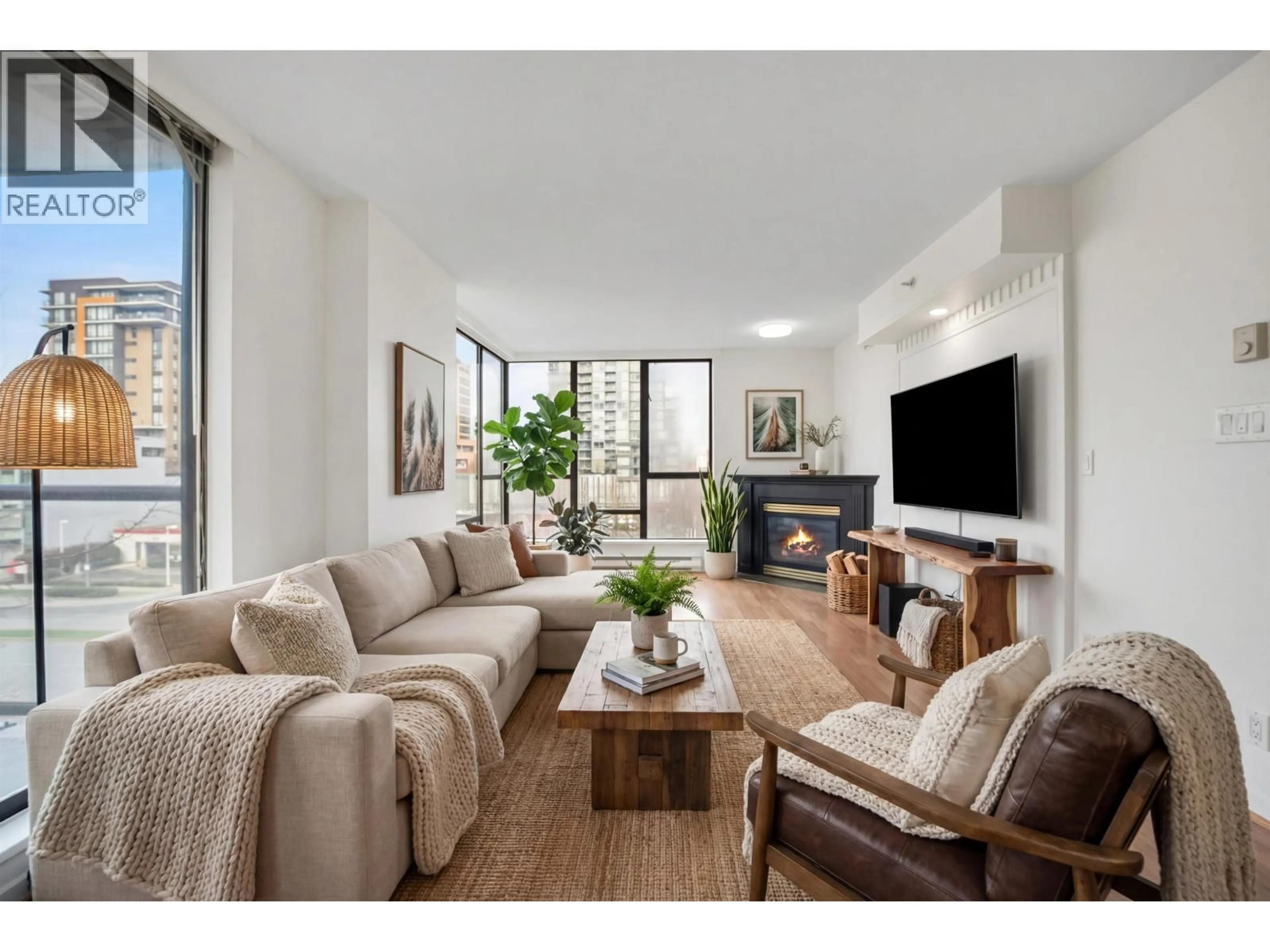 Living room with furniture, unknown for 602 - 8180 GRANVILLE AVENUE, Richmond British Columbia V6Y4G1