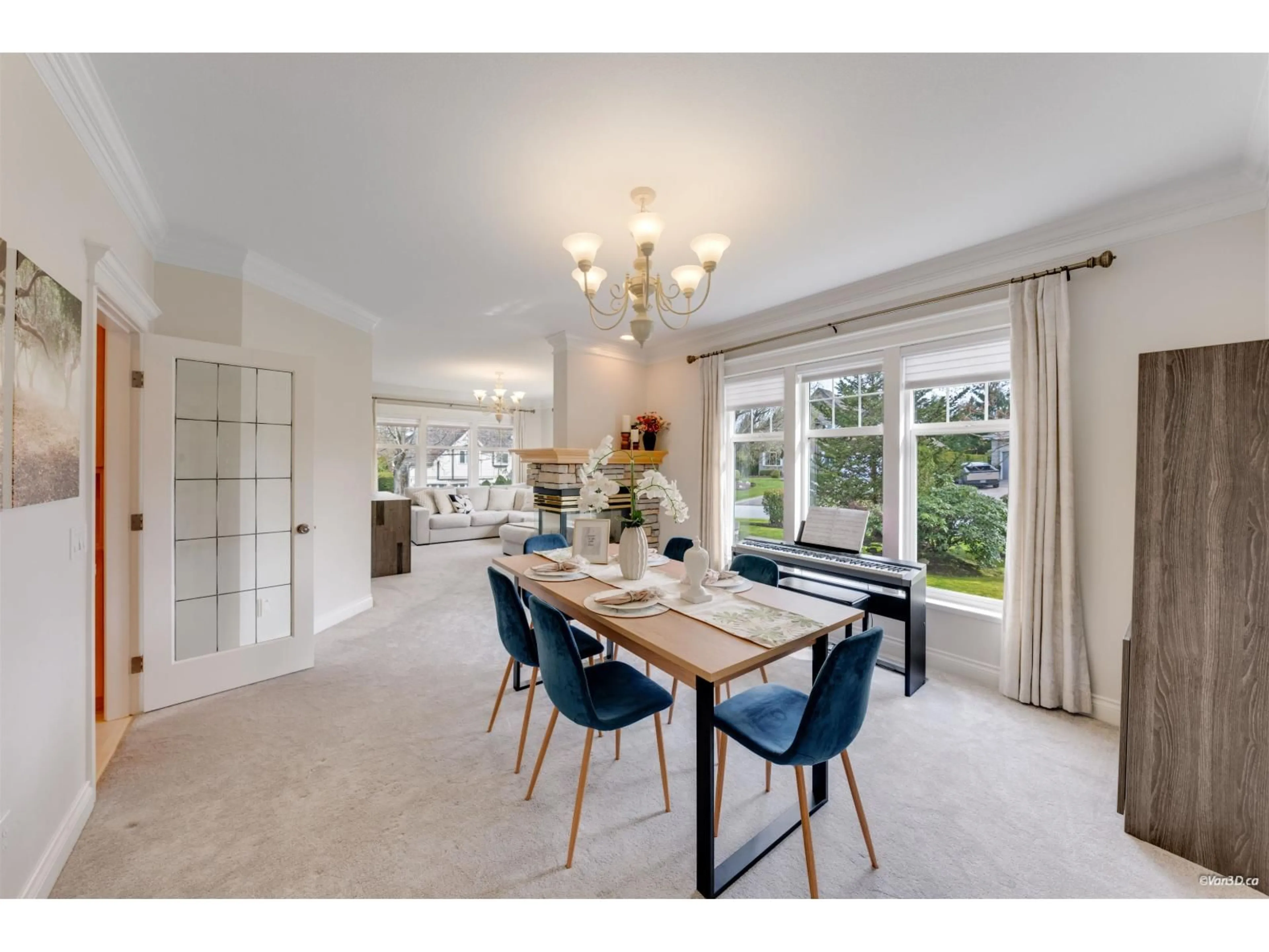 Dining room, unknown for 16330 LINCOLN WOODS COURT, Surrey British Columbia V3Z0J8