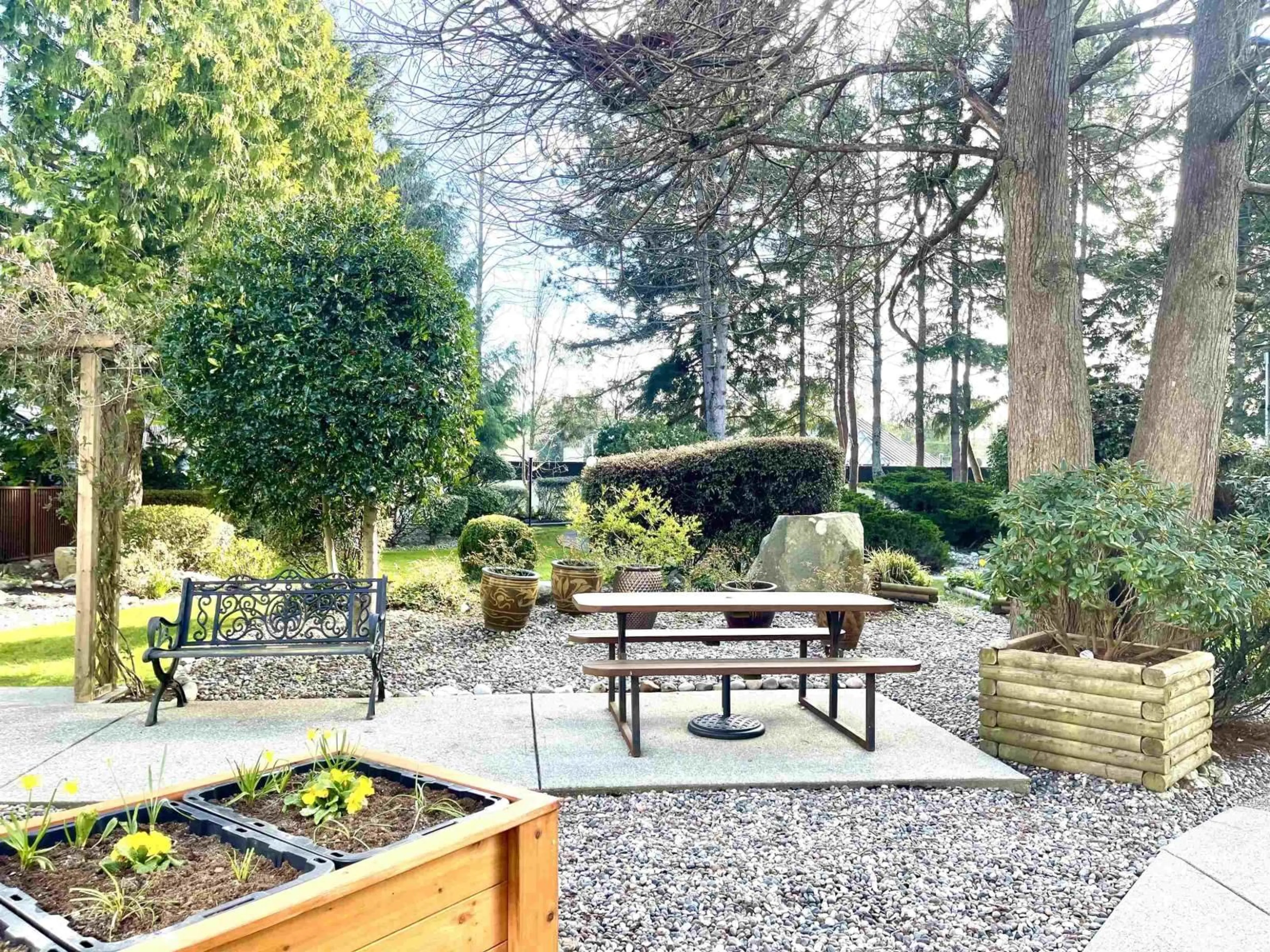 Patio, street for 217 - 12890 17 AVENUE, Surrey British Columbia V4A1T5