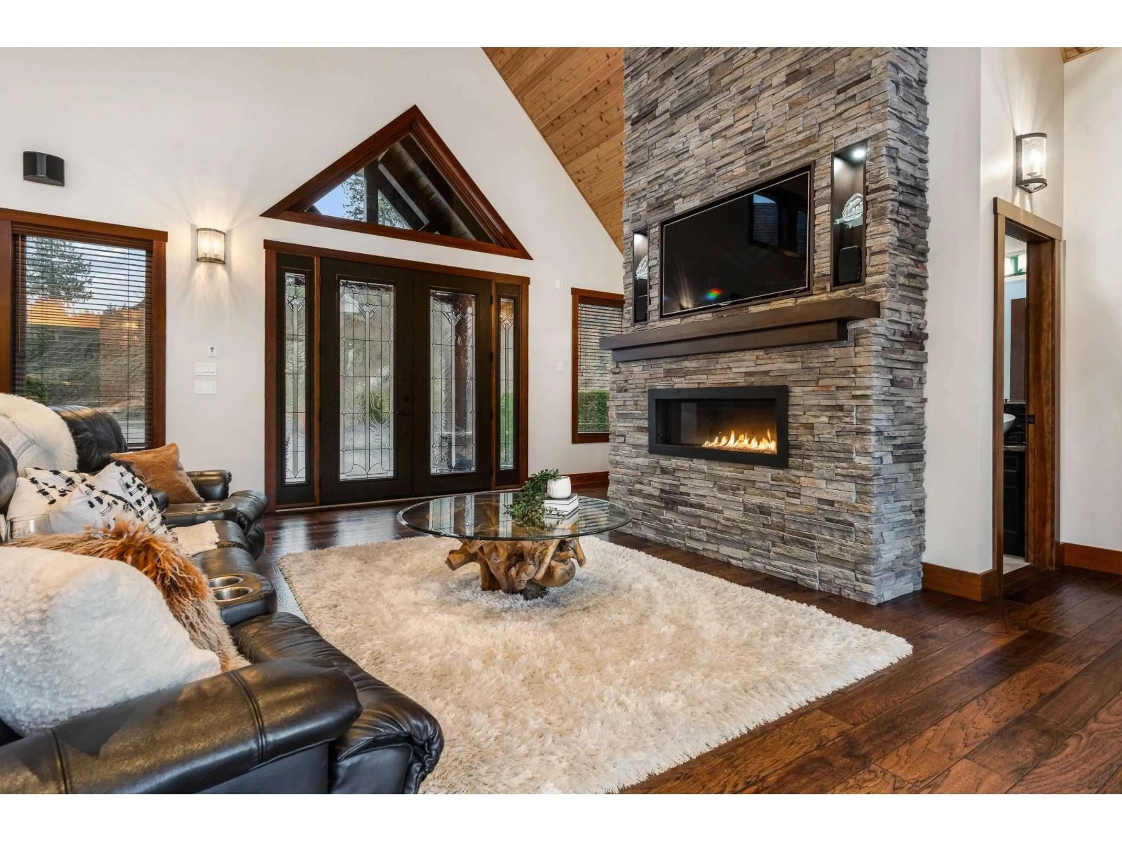 Living room with furniture, unknown for 119 - 45473 ARIEL PLACE, Cultus Lake British Columbia V2R0K7