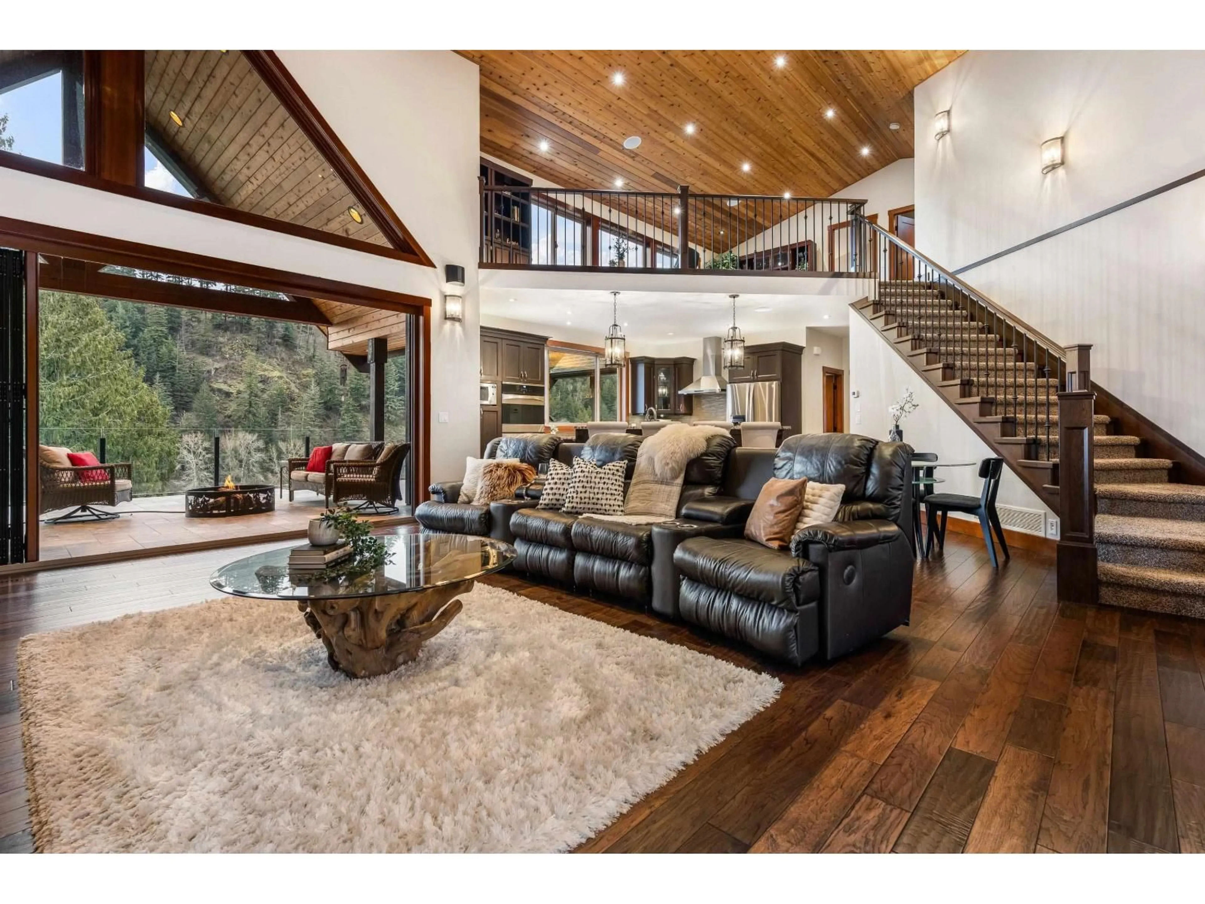 Living room with furniture, unknown for 119 - 45473 ARIEL PLACE, Cultus Lake British Columbia V2R0K7