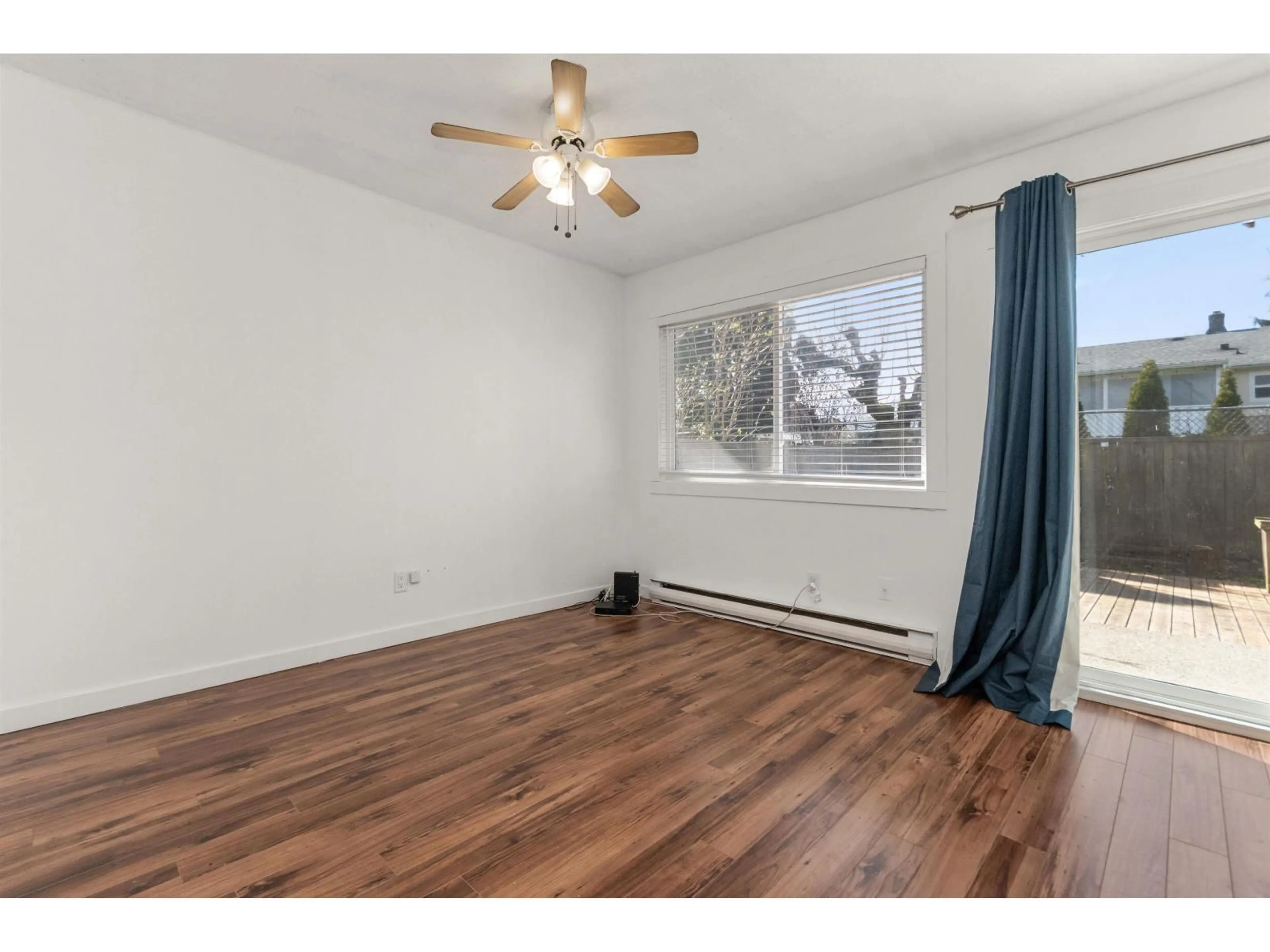 A pic of a room for 49 - 46689 FIRST AVENUE, Chilliwack British Columbia V2P1X5