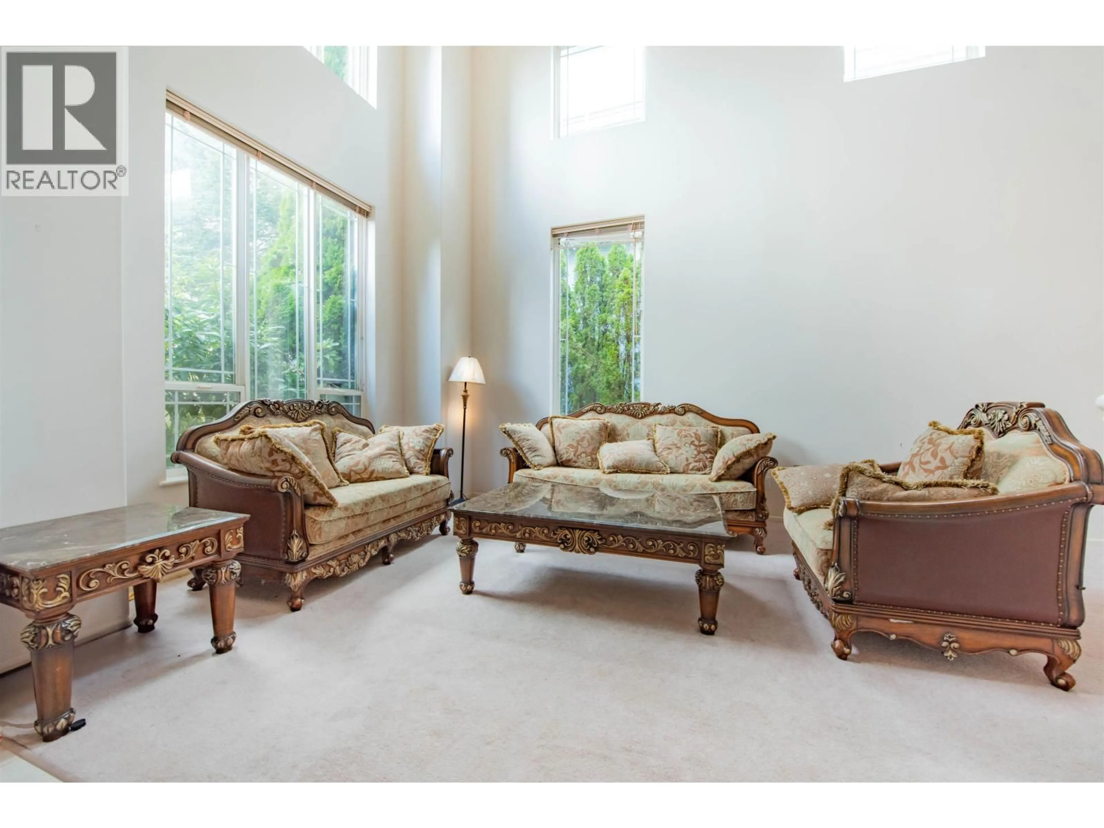 Living room with furniture, unknown for 1645 PINETREE WAY, Coquitlam British Columbia V3E3B7