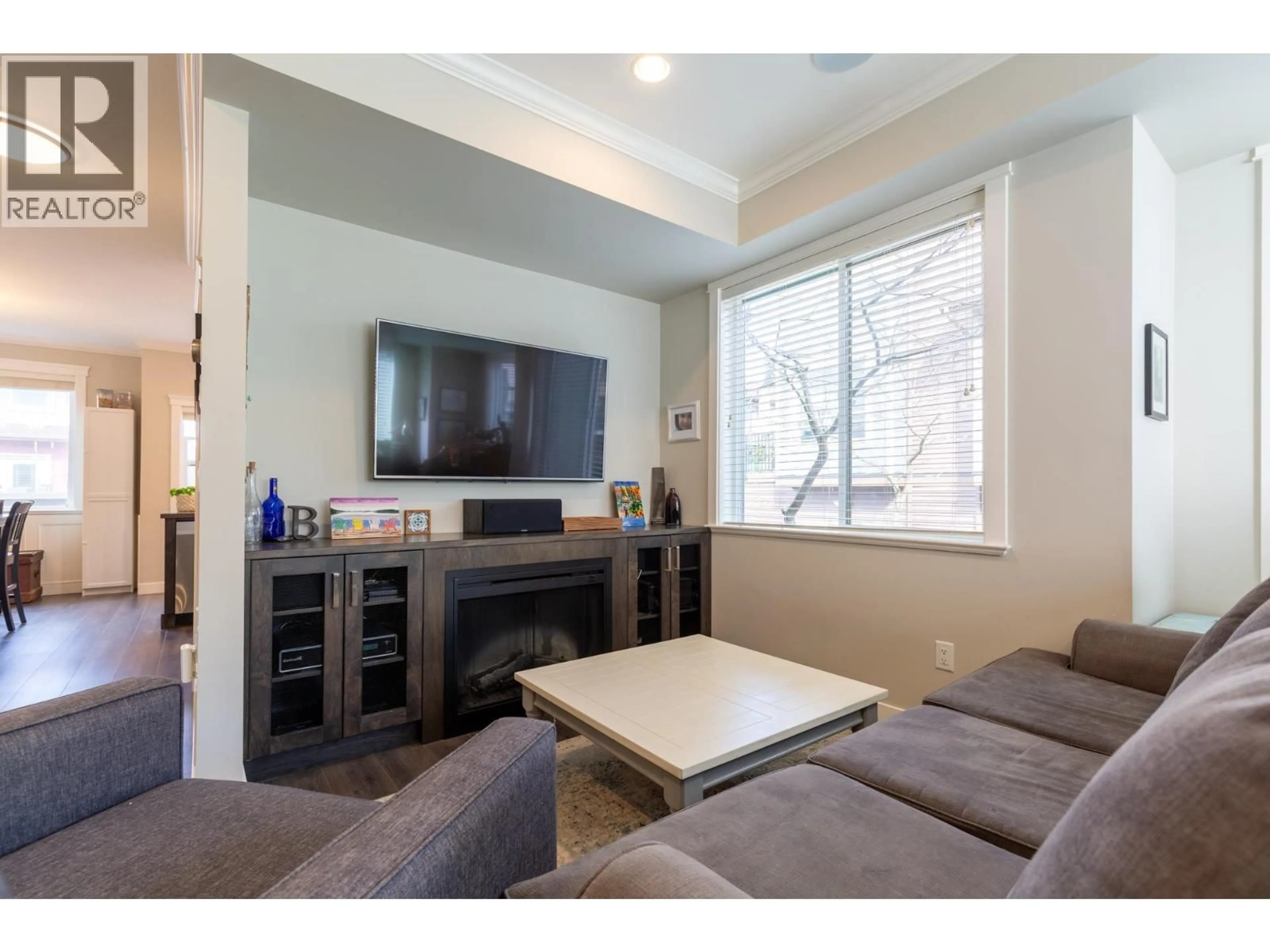 Living room with furniture, unknown for 13 - 10480 248 STREET, Maple Ridge British Columbia V2W0J4