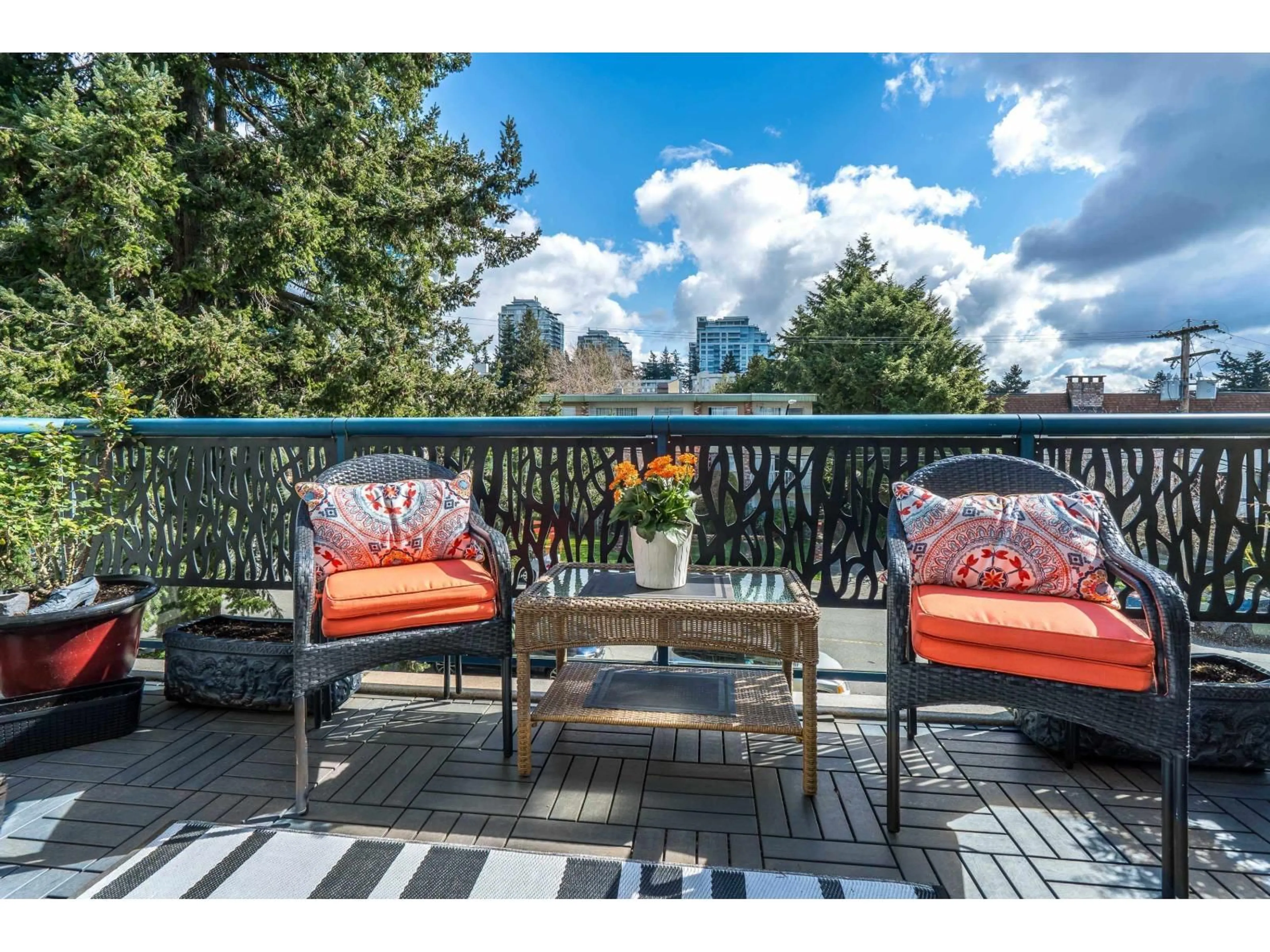 Patio, water/lake/river/ocean view for 308 - 1441 BLACKWOOD STREET, White Rock British Columbia V3B3V6
