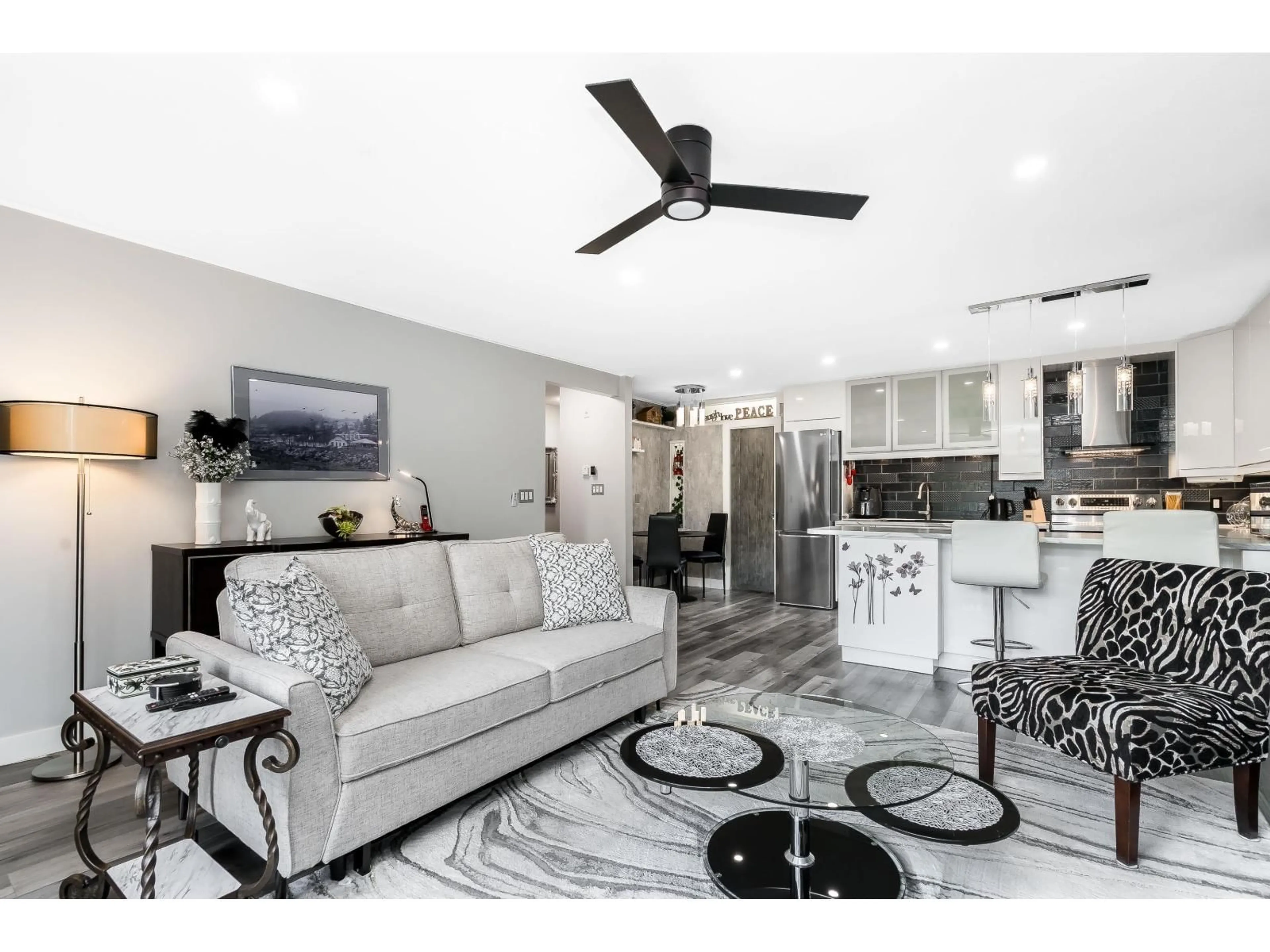 Unknown for 308 - 1441 BLACKWOOD STREET, White Rock British Columbia V3B3V6