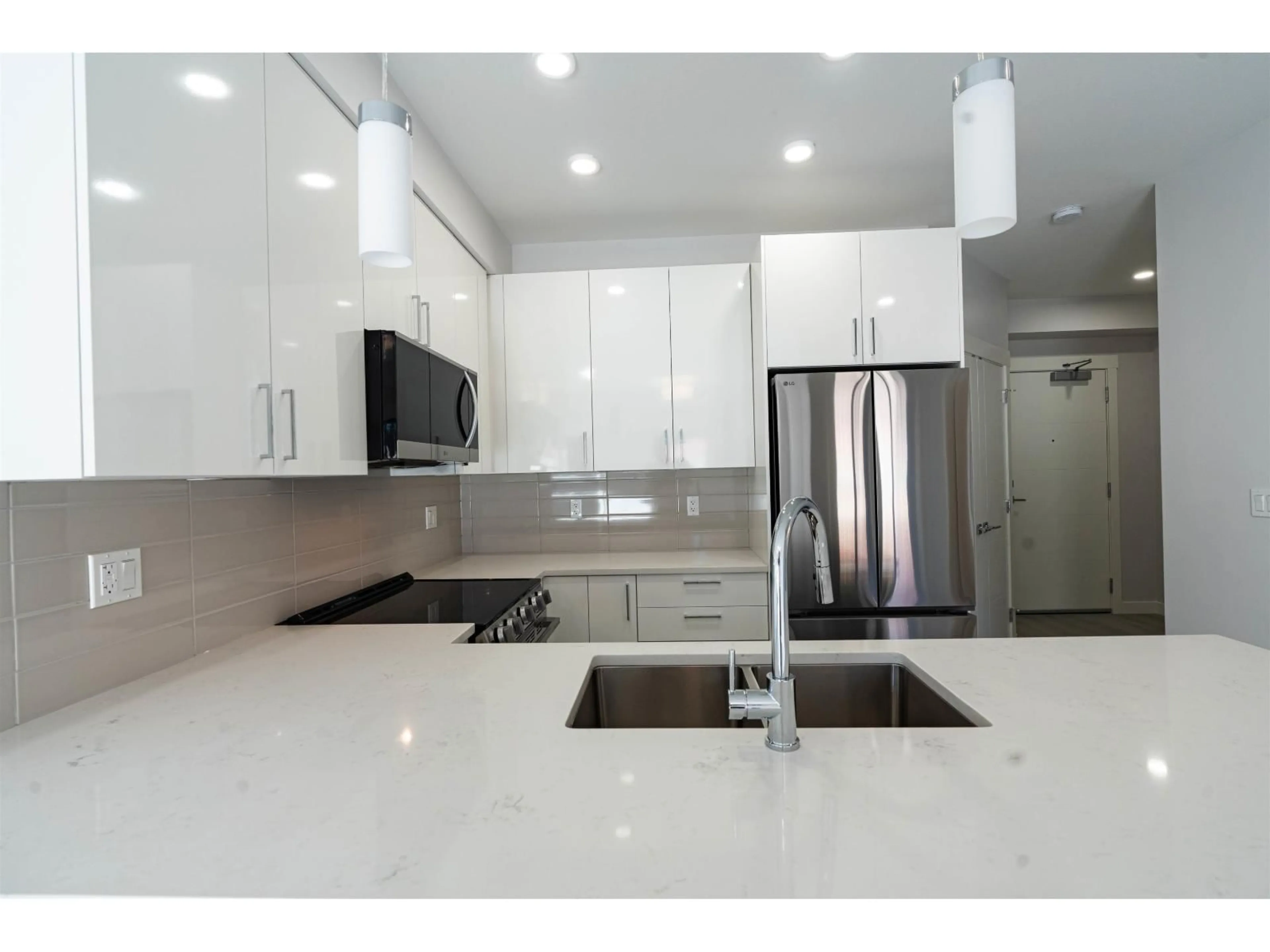 Unknown for 217 - 33886 PINE STREET, Abbotsford British Columbia V2S0N9