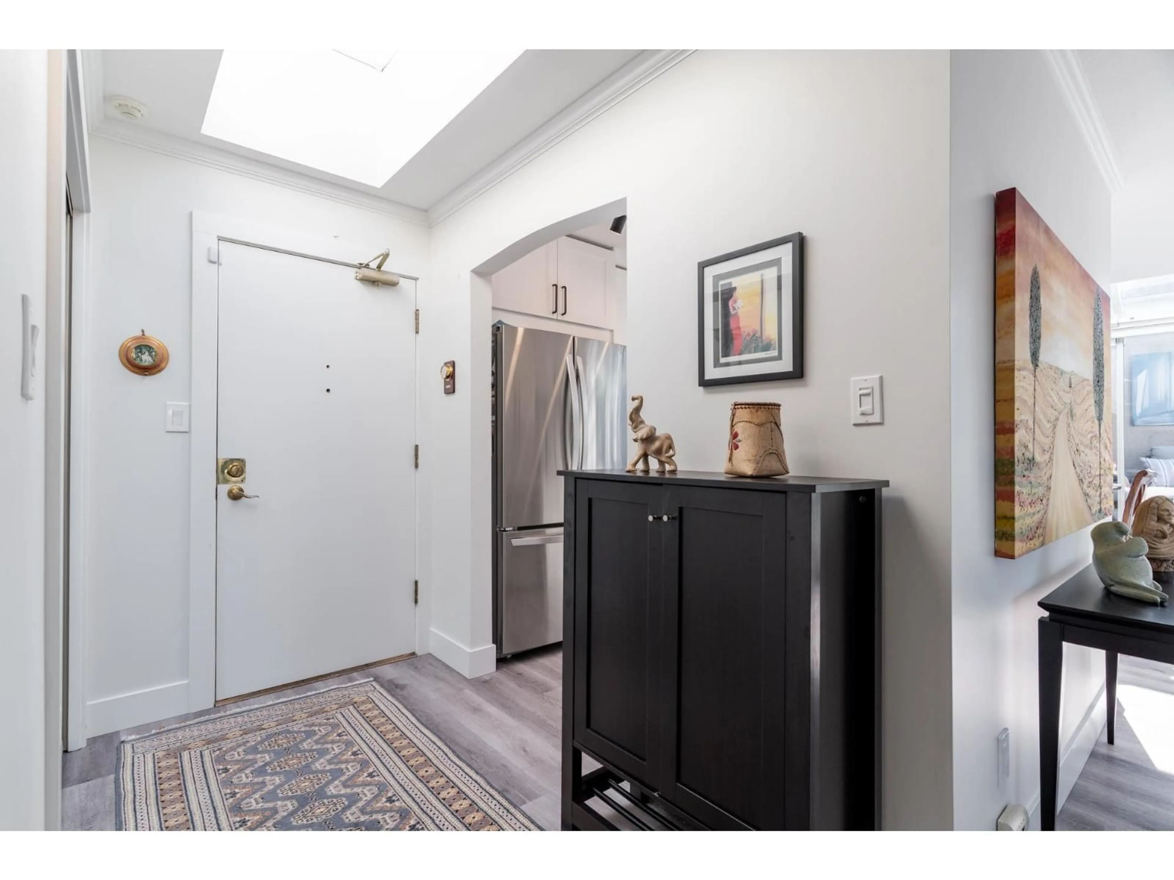 Indoor entryway for 501 - 1225 MERKLIN STREET, White Rock British Columbia V4B4B8