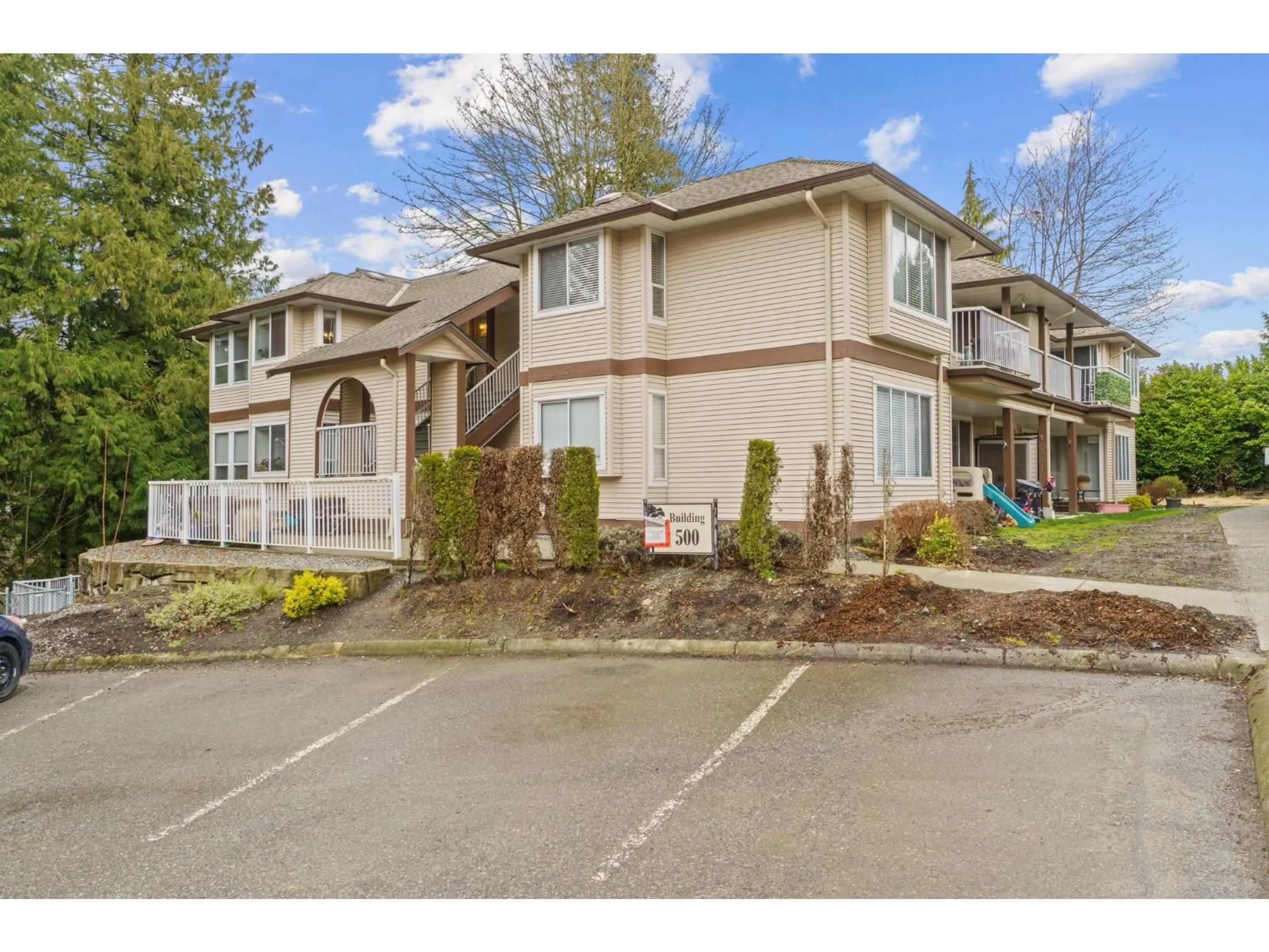 A pic from outside/outdoor area/front of a property/back of a property/a pic from drone, unknown for 505 - 1750 MCKENZIE ROAD, Abbotsford British Columbia V2S3Z3