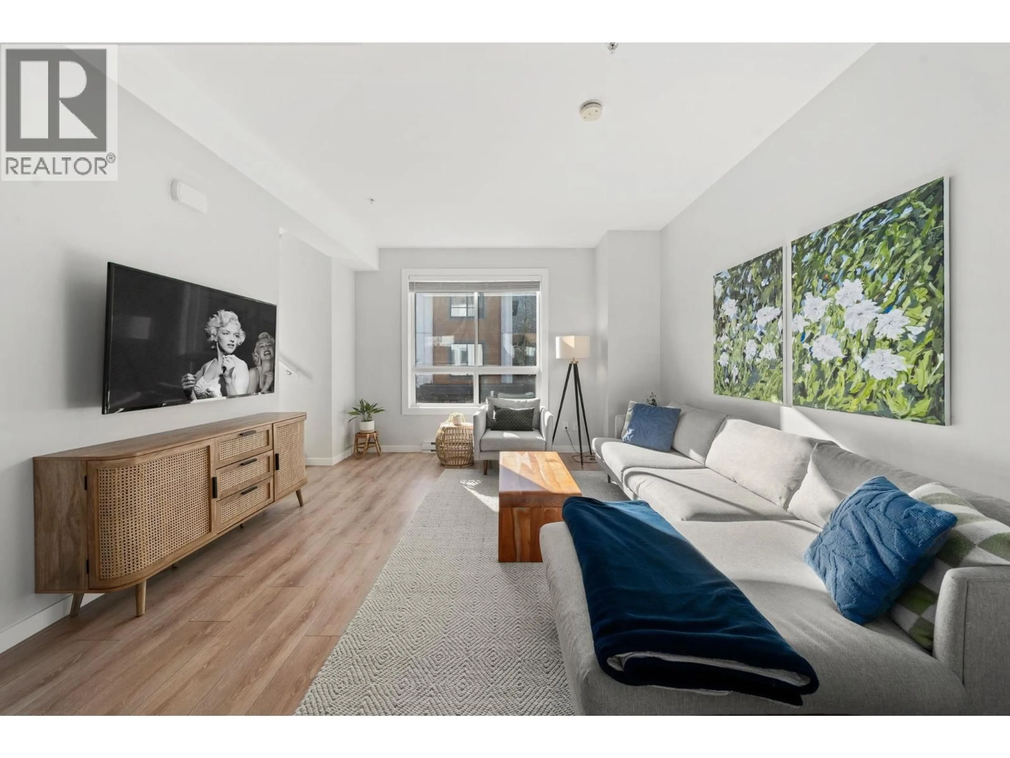 Living room with furniture, unknown for 69 - 39769 GOVERNMENT ROAD, Squamish British Columbia V8B0Z1