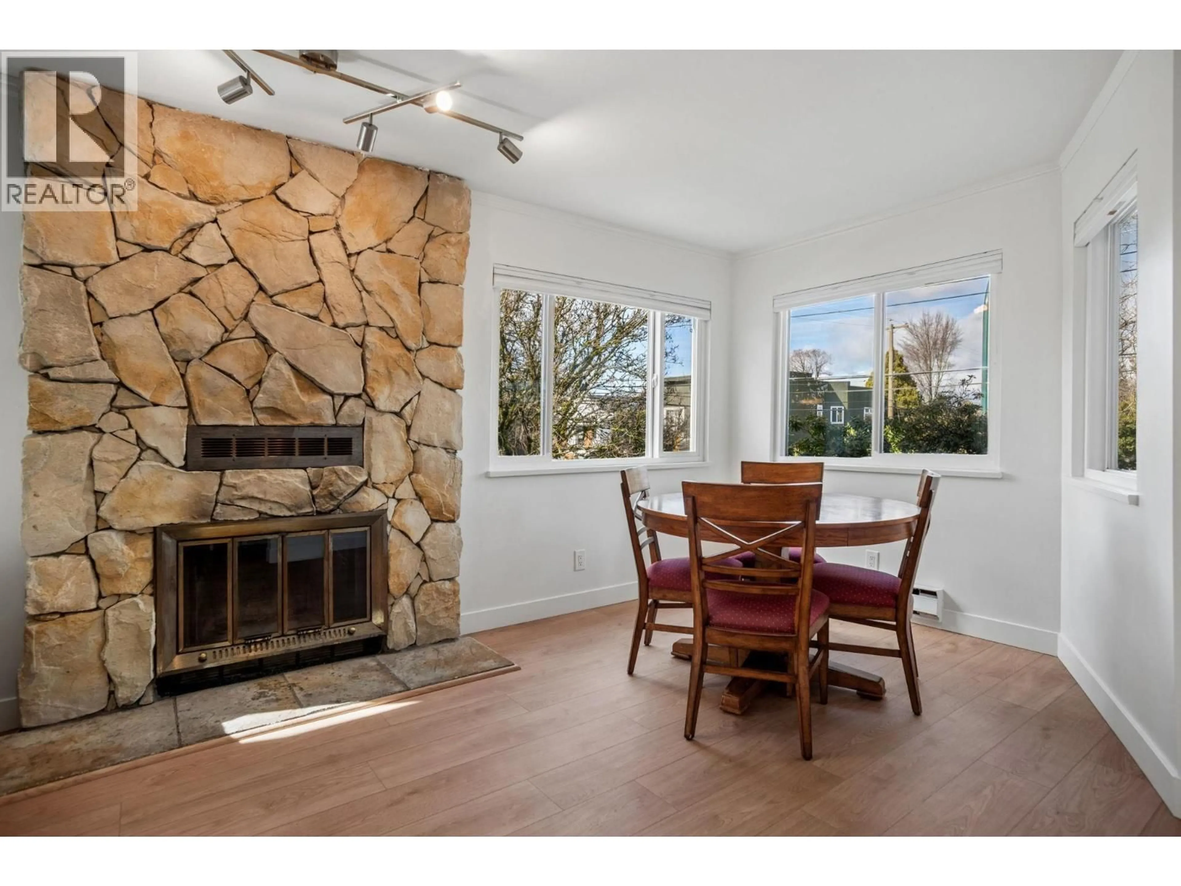 Unknown for 602 13TH AVENUE, Vancouver British Columbia V5T2L1