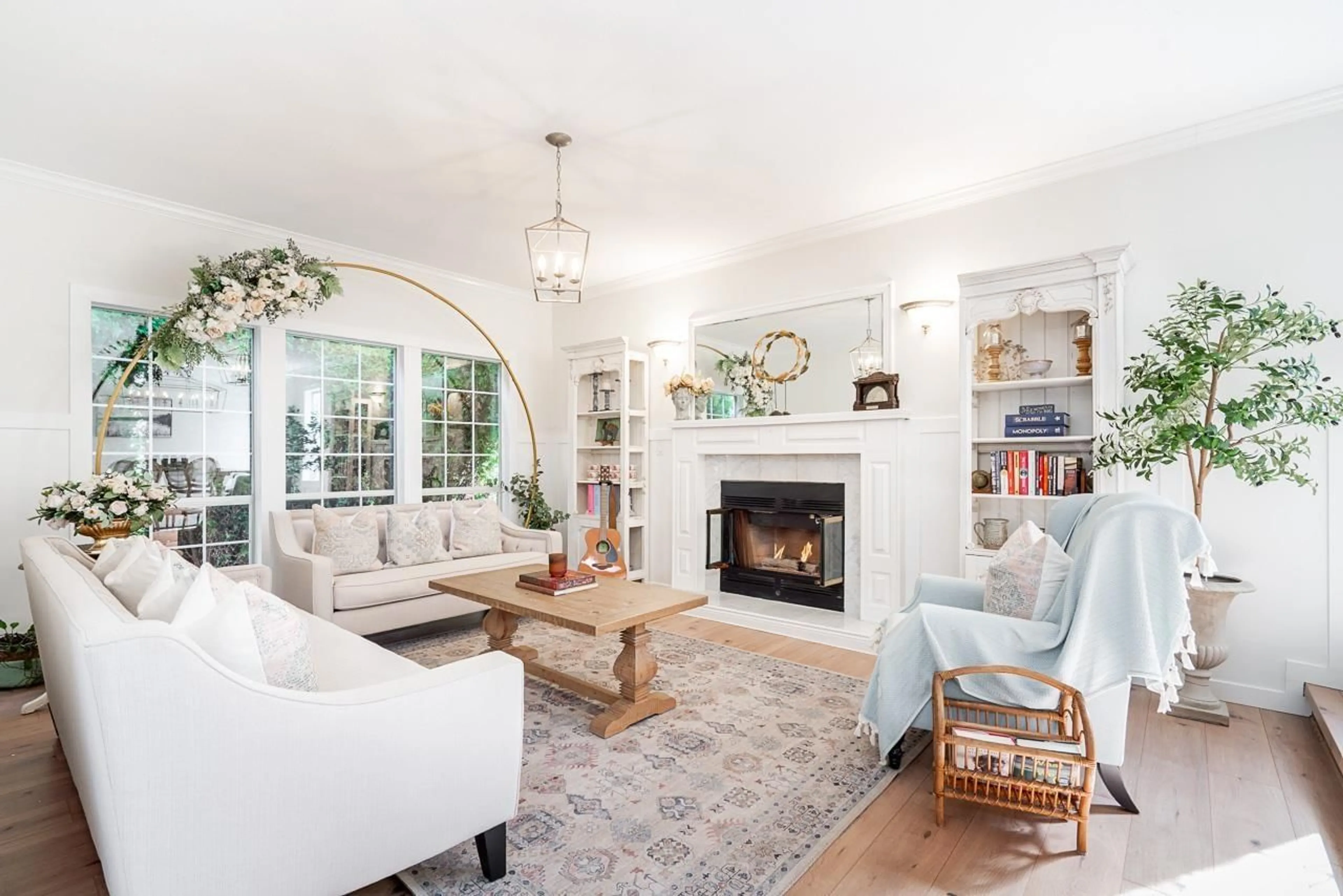 Living room with furniture, unknown for 5935 169A STREET, Surrey British Columbia V3S6Y6