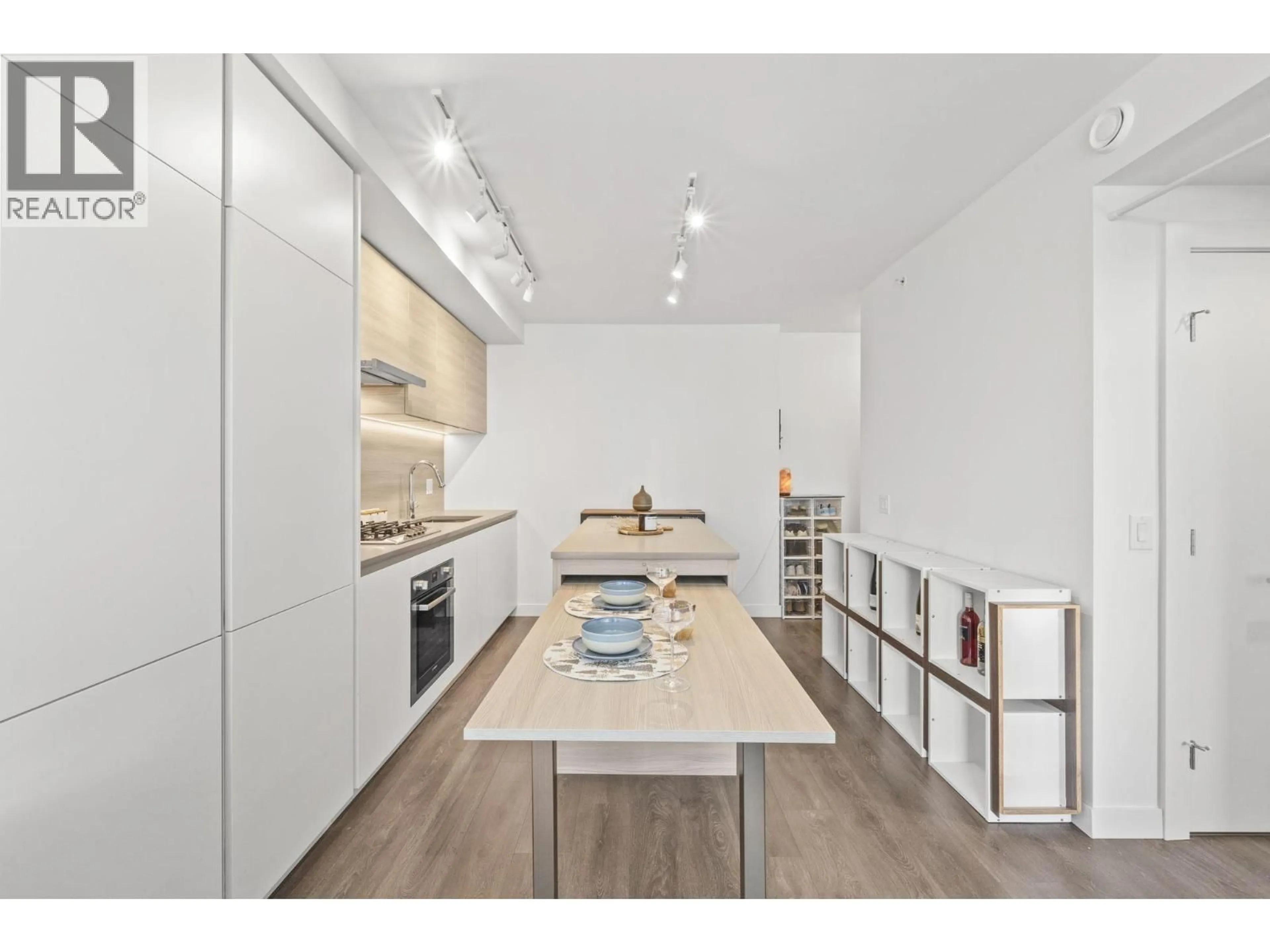 Unknown for 1303 - 652 WHITING WAY, Coquitlam British Columbia V3J0K3