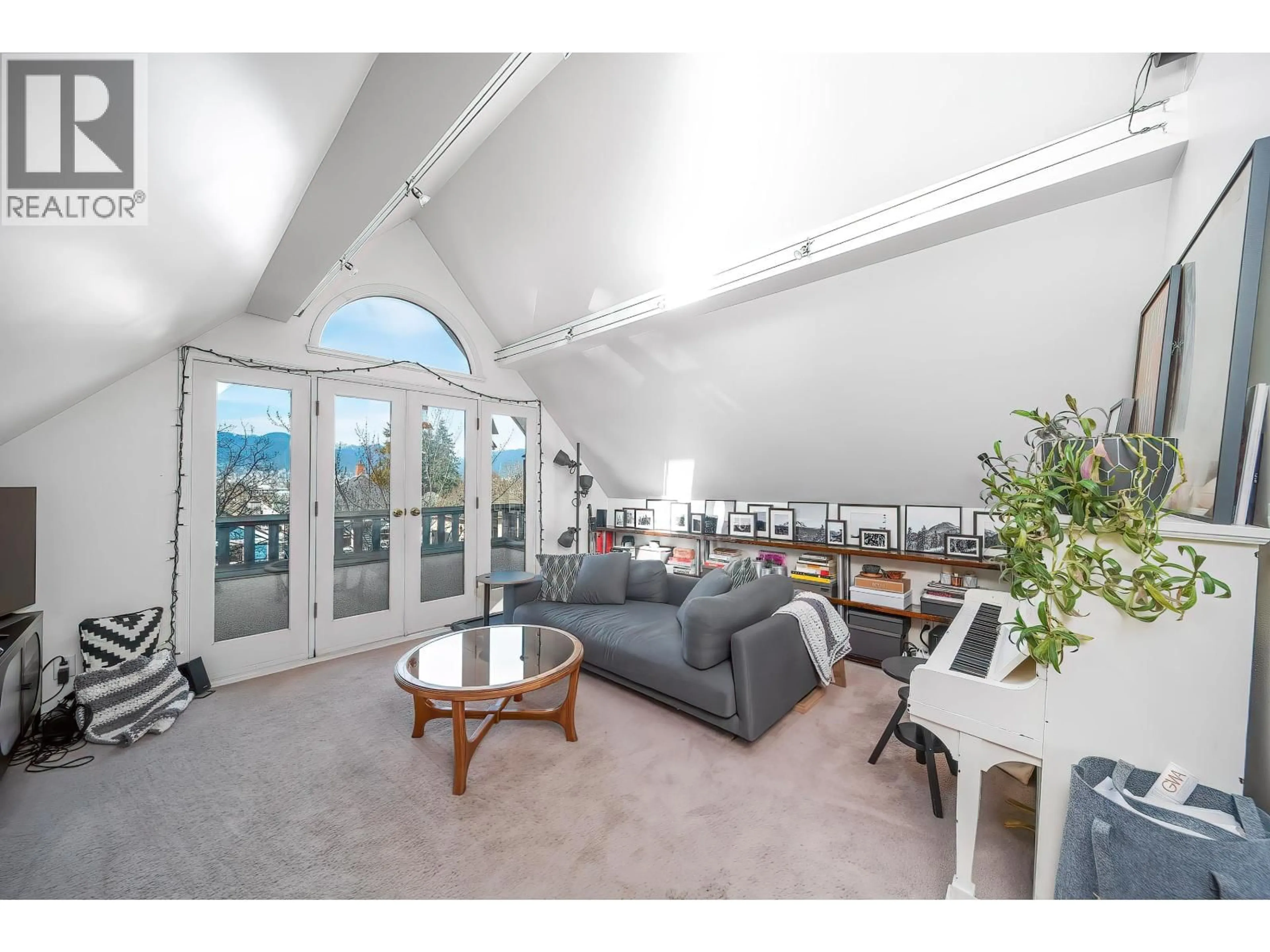 A pic of a room for 826 13TH AVENUE, Vancouver British Columbia V5T2L5