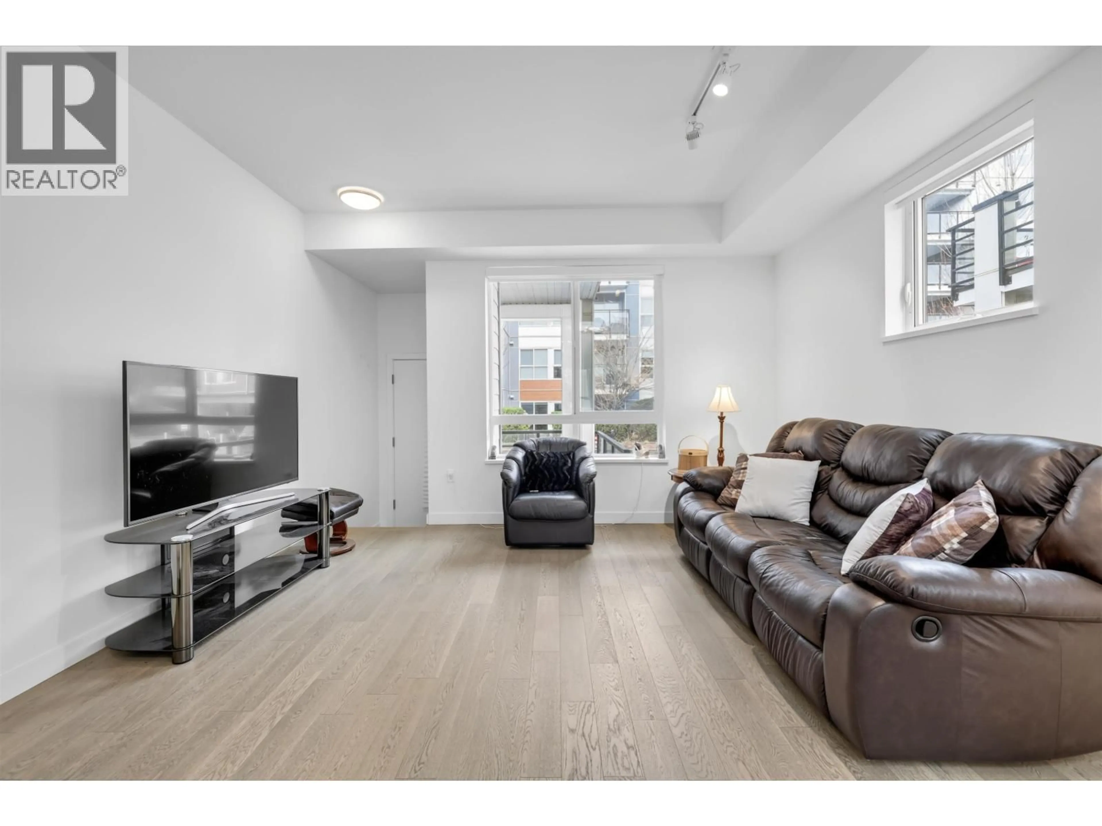 Living room with furniture, unknown for 80 - 10199 RIVER DRIVE, Richmond British Columbia V6X1Z2