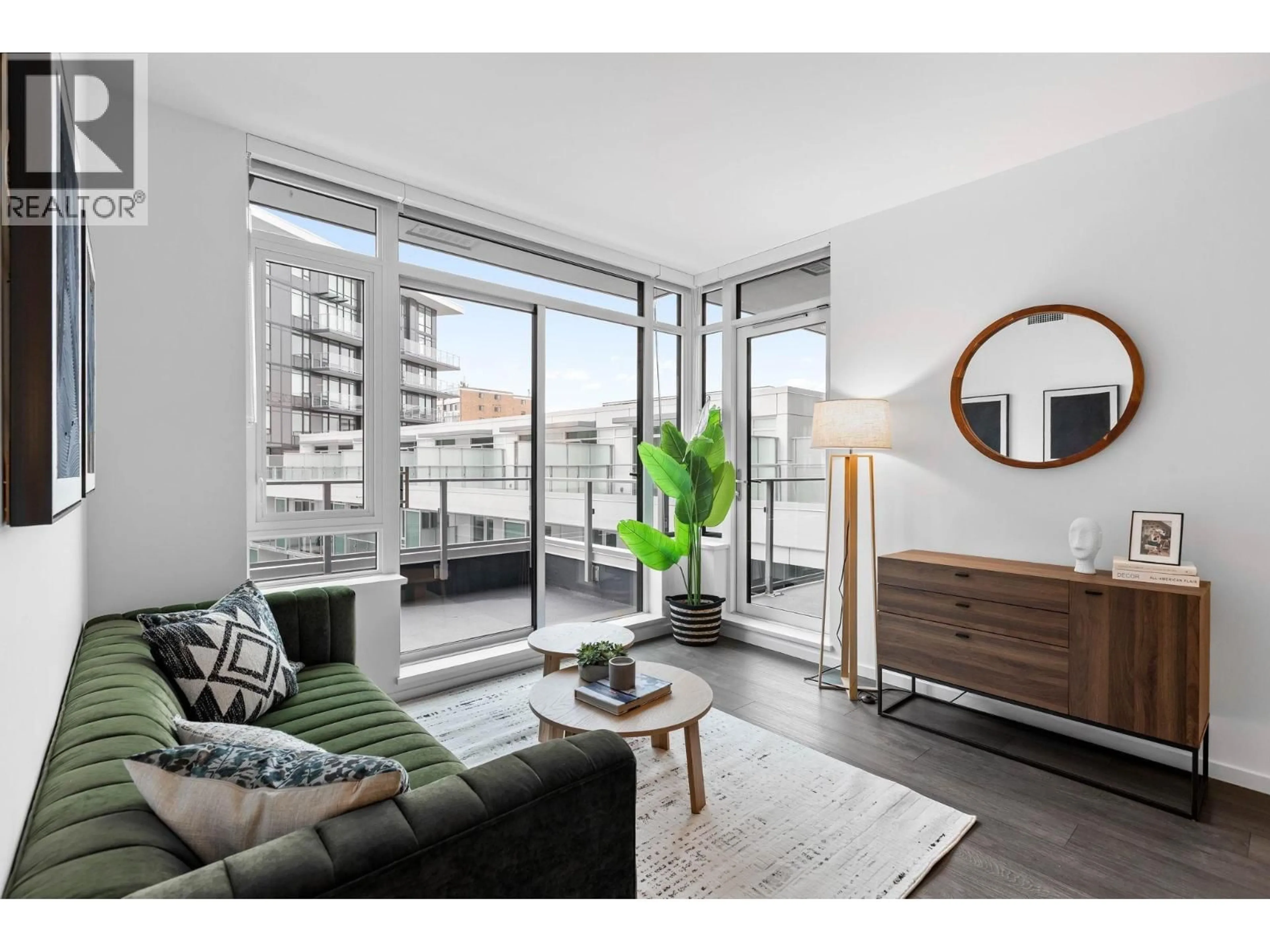 Living room with furniture, unknown for 6300 MINORU BOULEVARD, Richmond British Columbia V6Y0N1