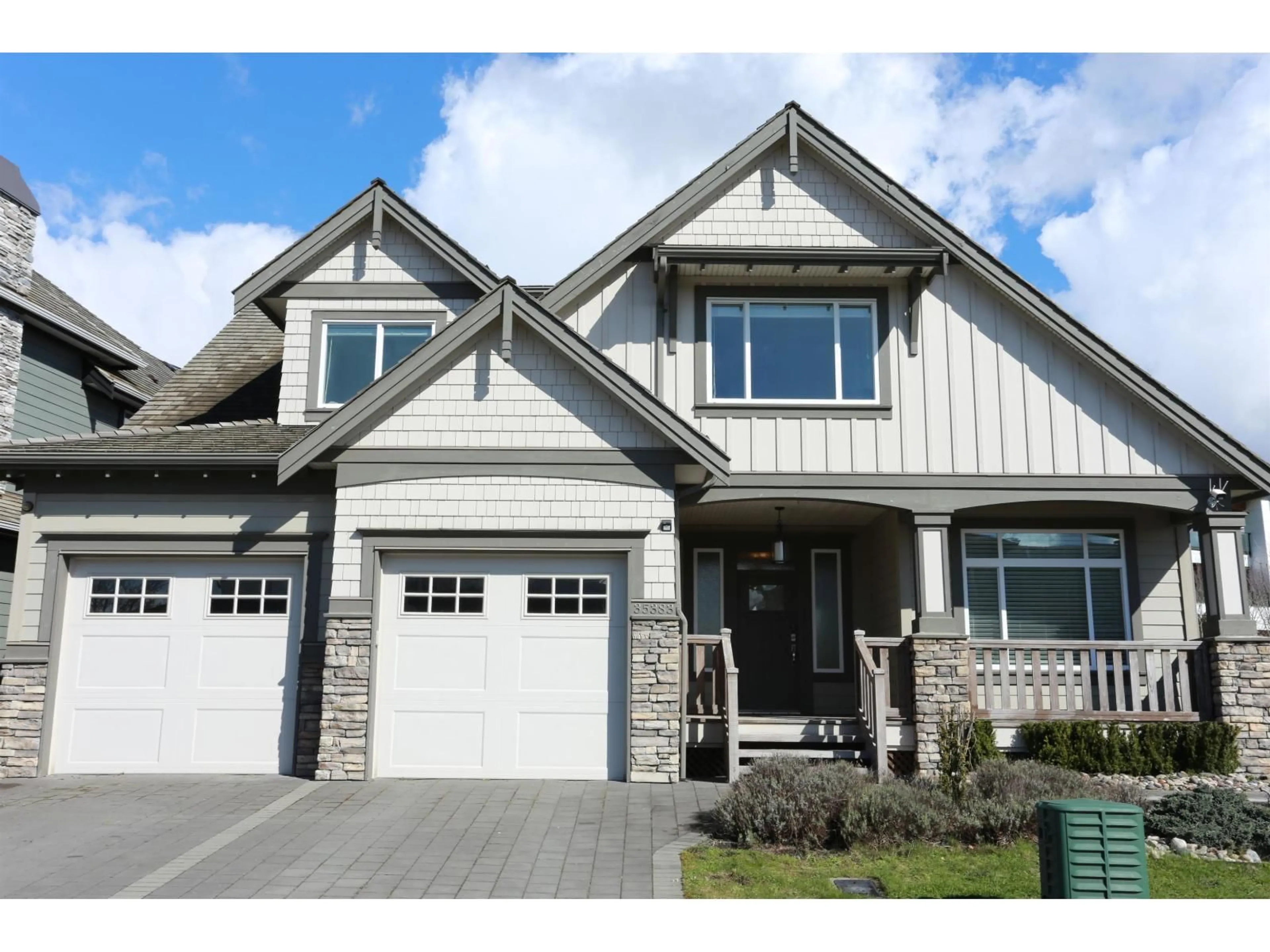 Home with vinyl exterior material, street for 35383 EAGLE SUMMIT DRIVE, Abbotsford British Columbia V3G0G8