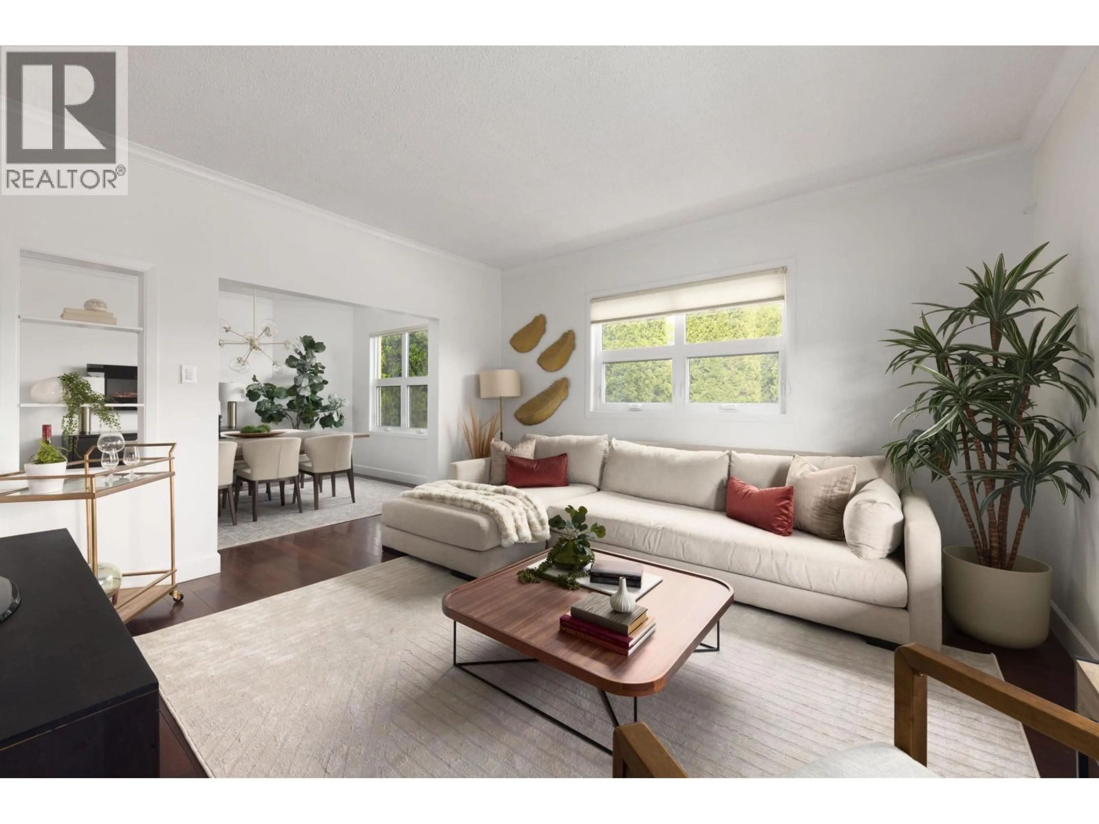 Living room with furniture, unknown for 925 19TH AVENUE, Vancouver British Columbia V5V1K8