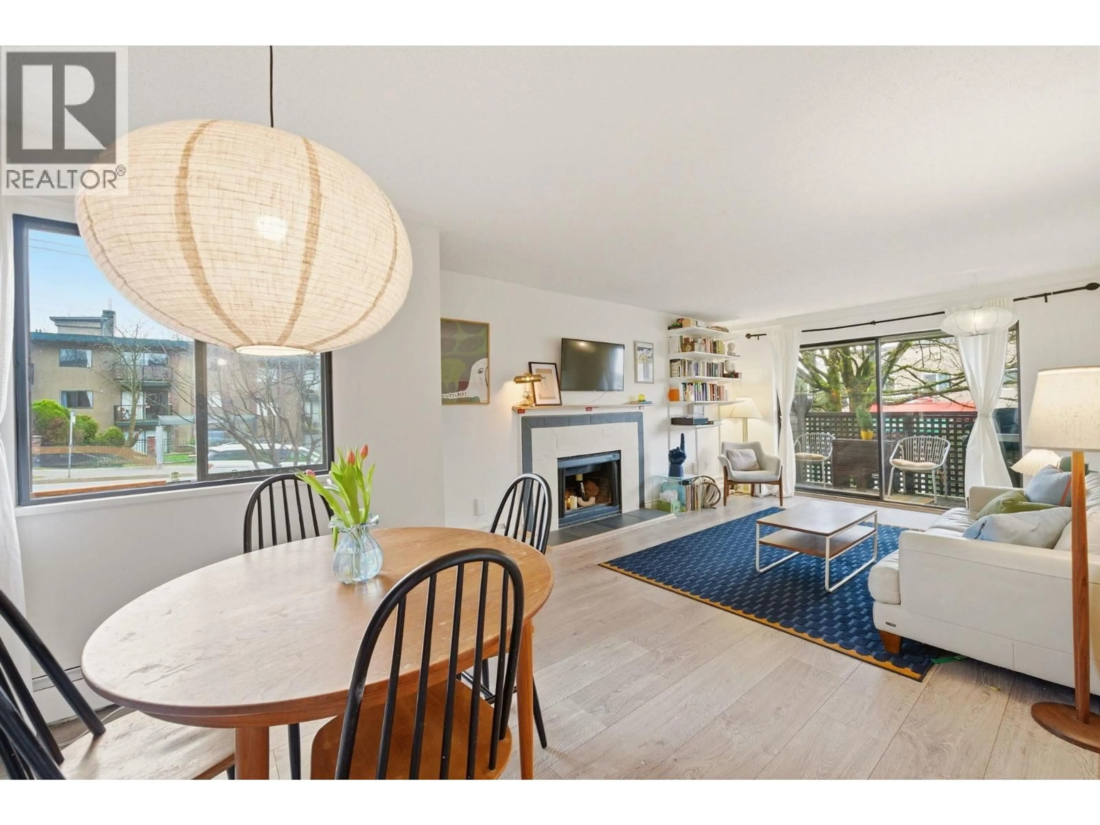 Unknown for 207 - 2215 DUNDAS STREET, Vancouver British Columbia V5L1J9