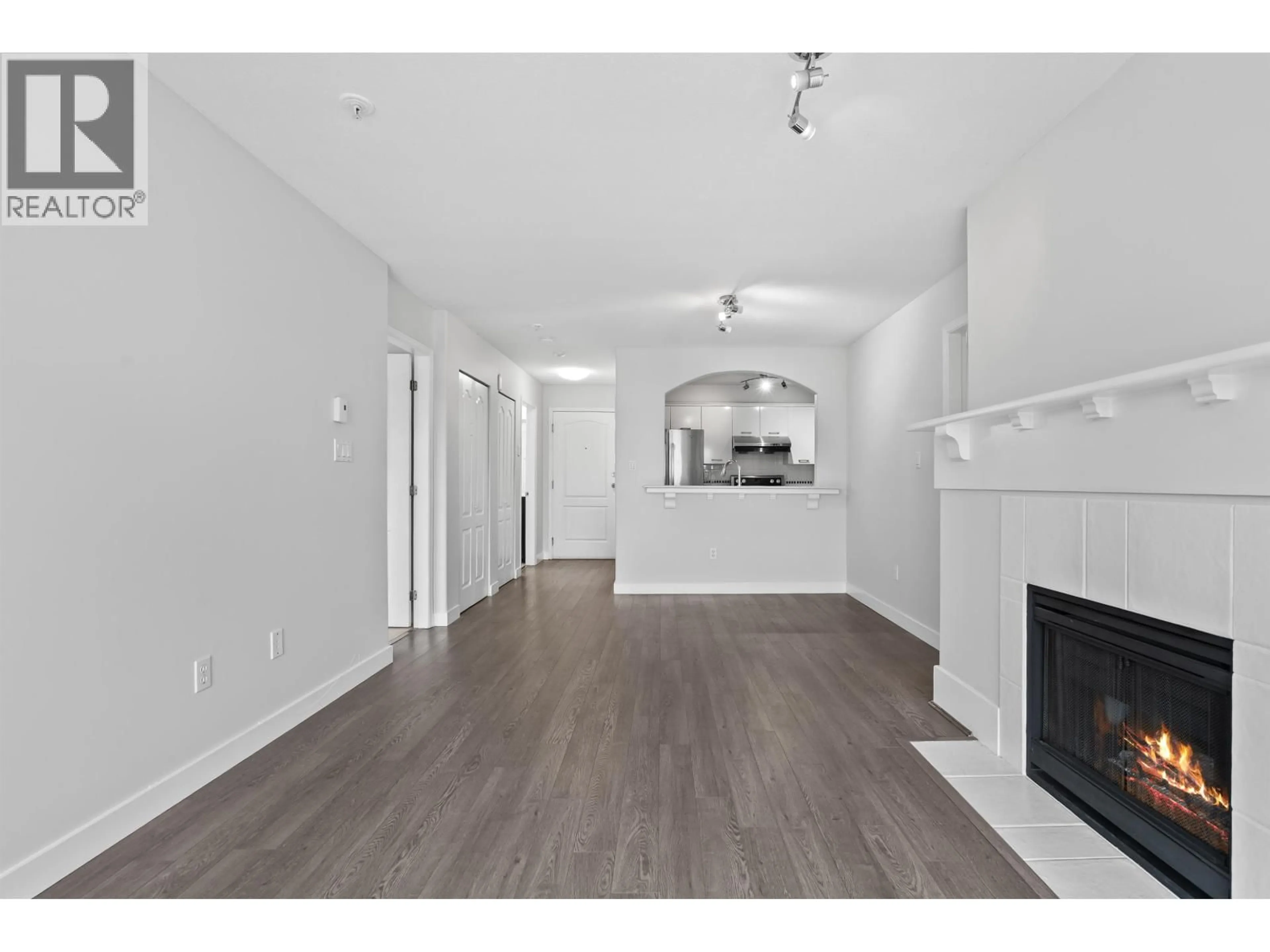 A pic of a room for 304 - 5500 LYNAS LANE, Richmond British Columbia V7C5R5