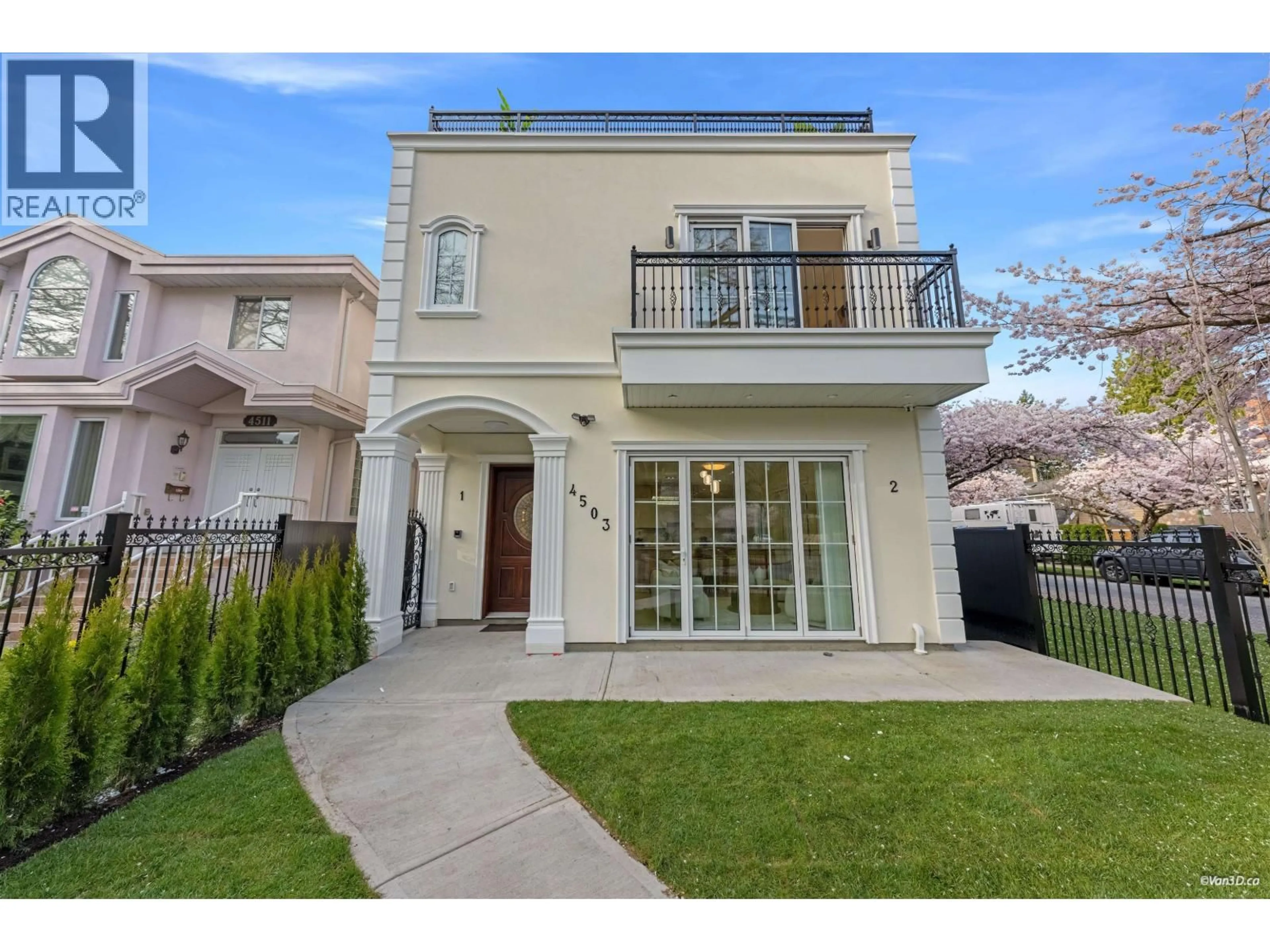 Home with vinyl exterior material, street for 2 - 4503 15TH AVENUE, Vancouver British Columbia V6R3B3