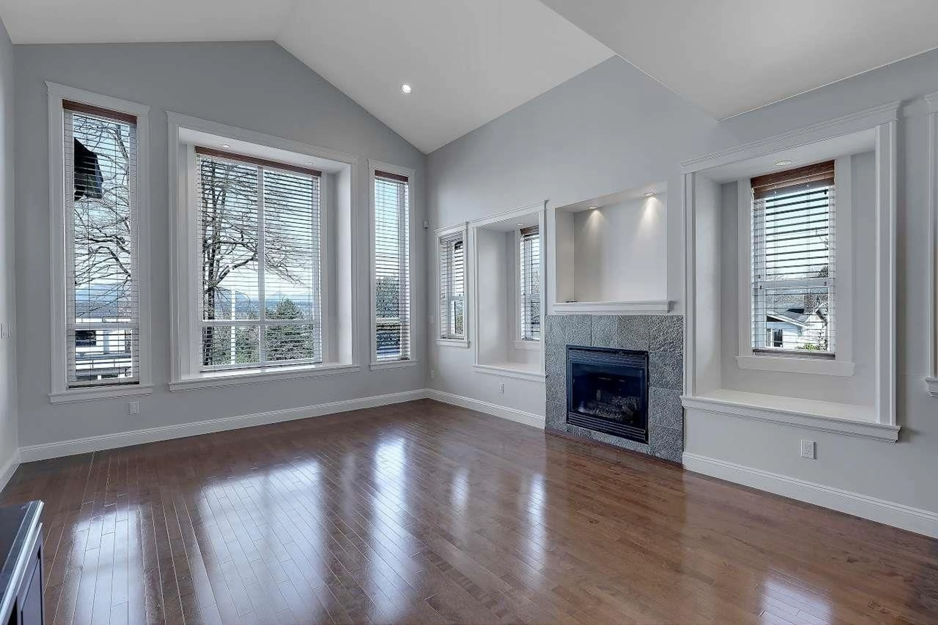 Unknown for 13998 115 AVENUE, Surrey British Columbia V3R2P5