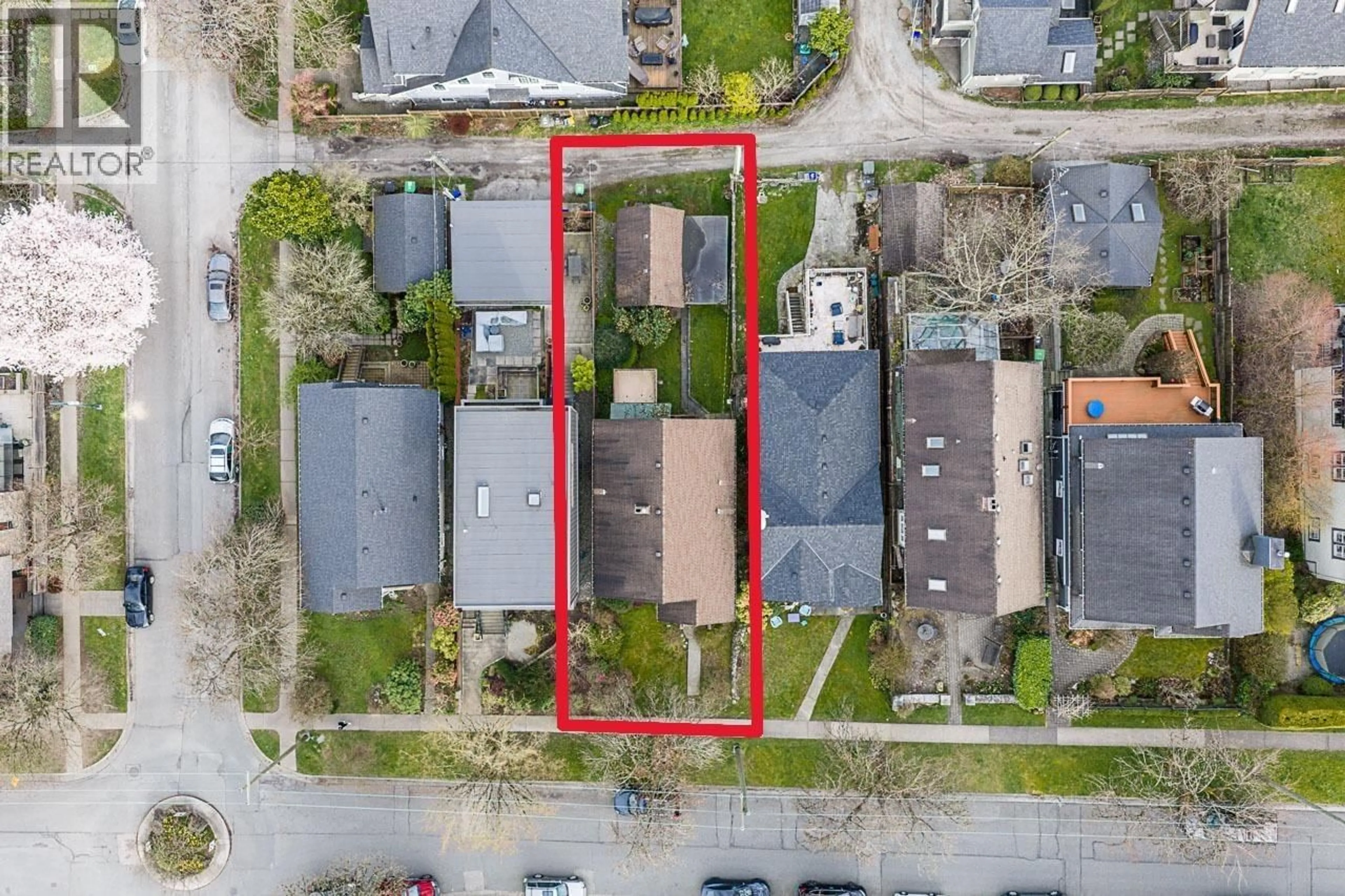 A pic from outside/outdoor area/front of a property/back of a property/a pic from drone, street for 3832 HEATHER STREET, Vancouver British Columbia V5Z3L3