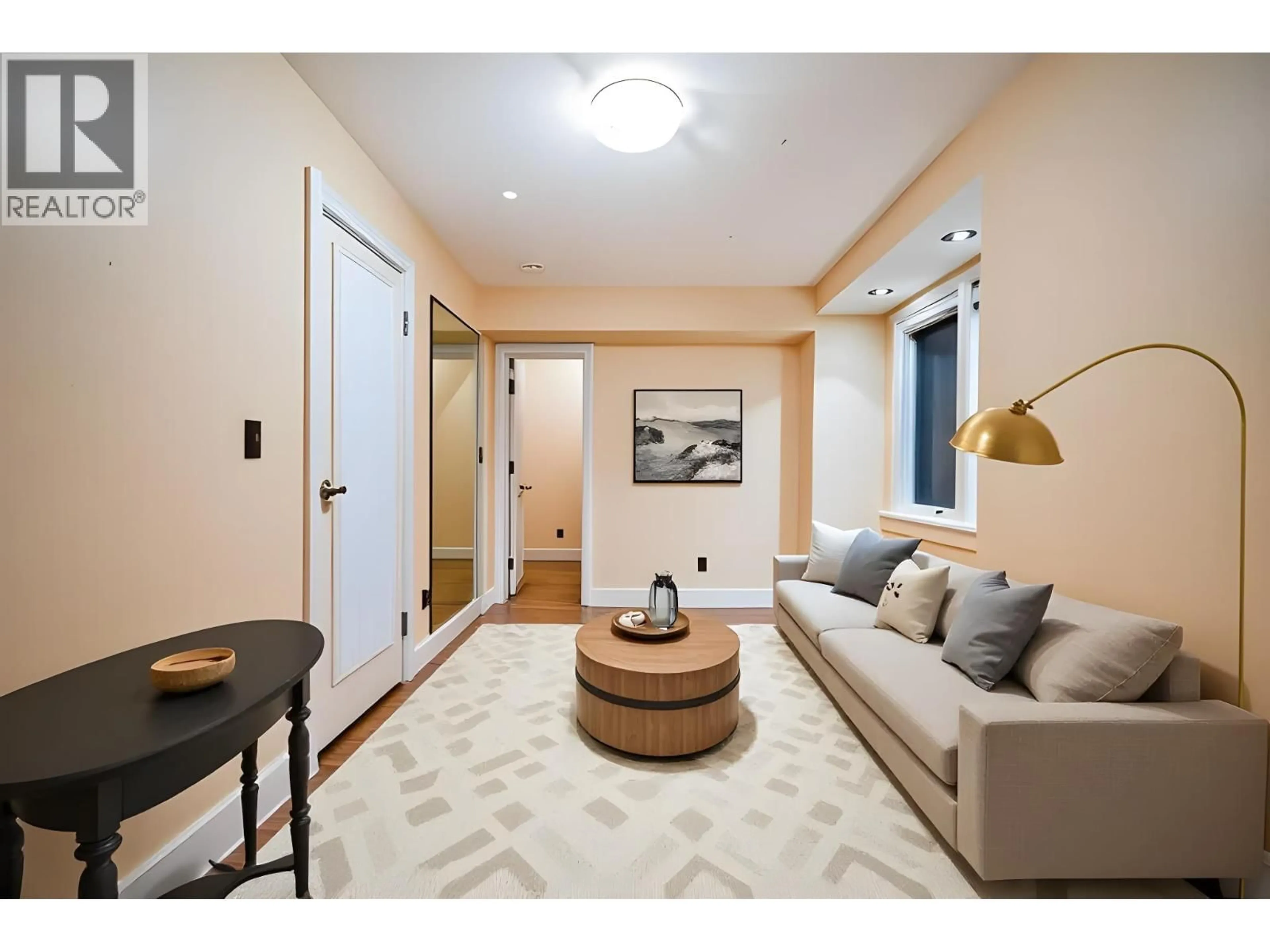 Unknown for 310 ASH STREET, New Westminster British Columbia V3M3M6