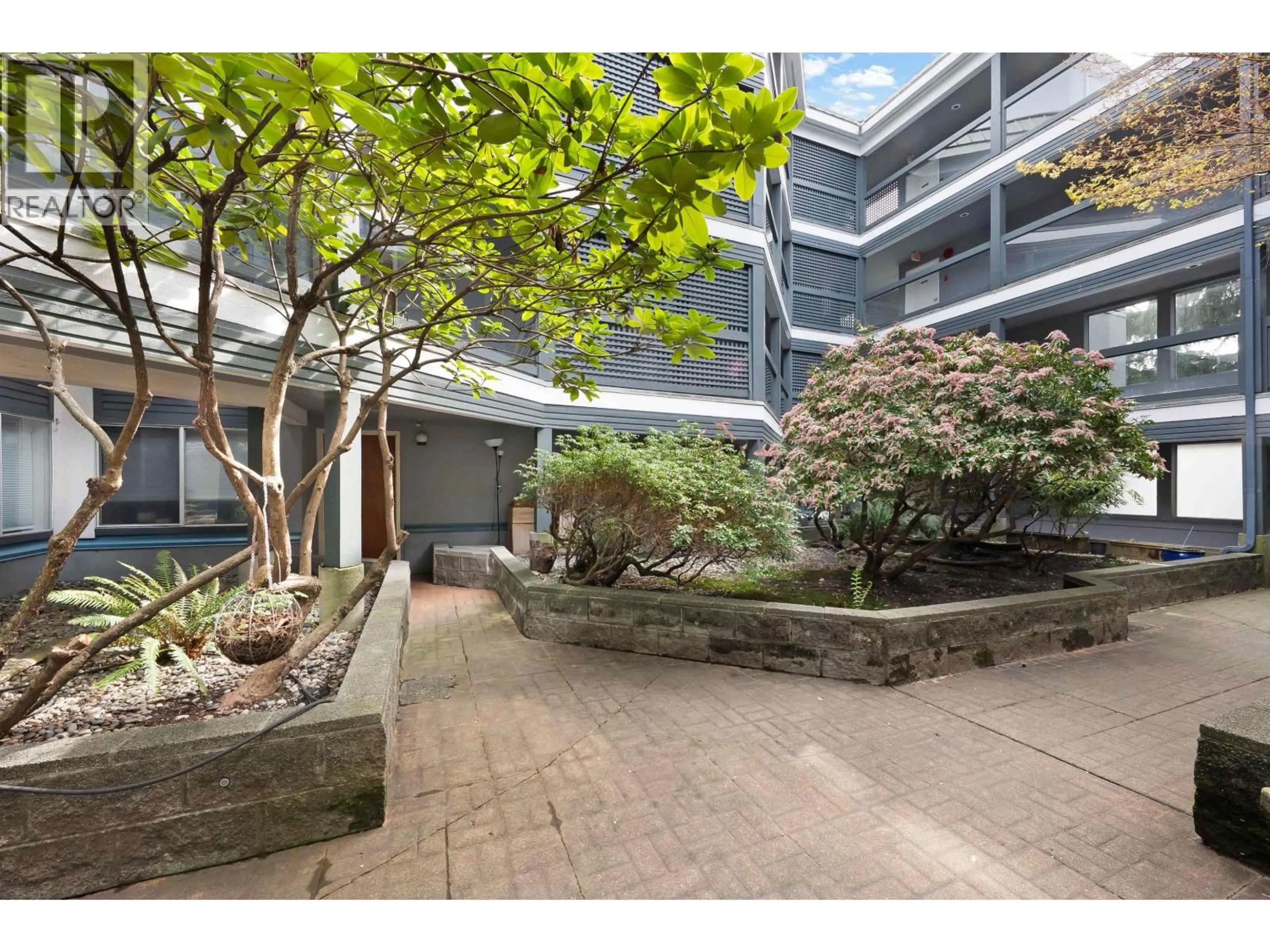 Patio, street for 8 - 1355 W 4TH AVENUE, Vancouver British Columbia V6H3Y8