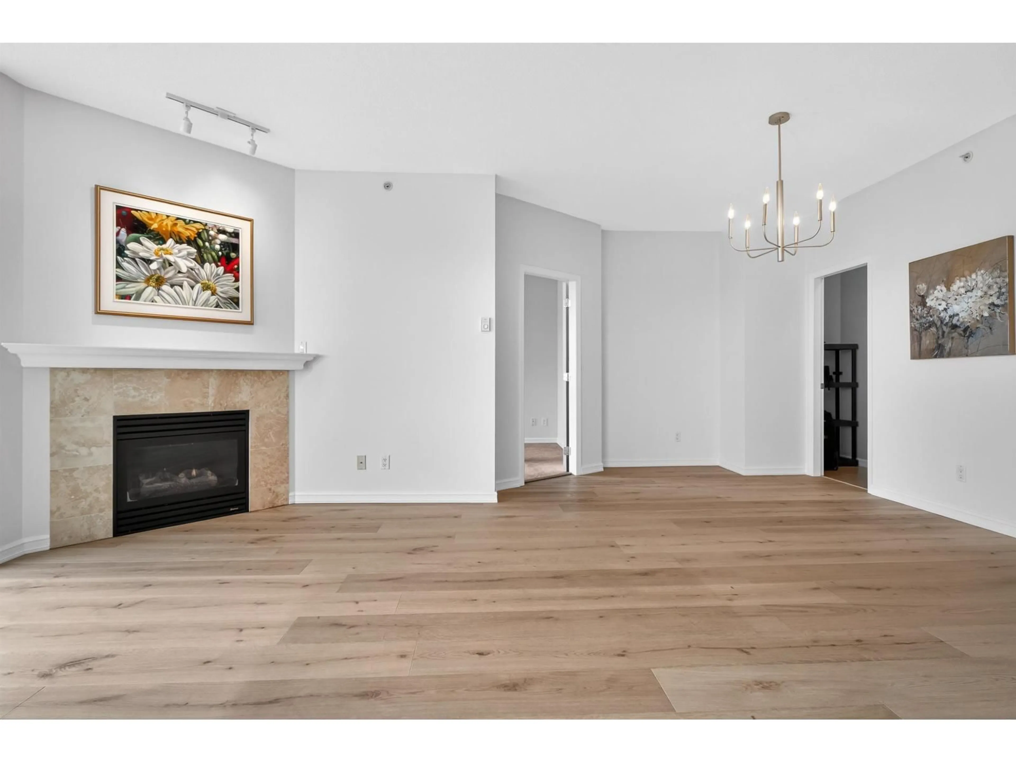 Unknown for 406 - 1551 FOSTER STREET, White Rock British Columbia V4B5M1