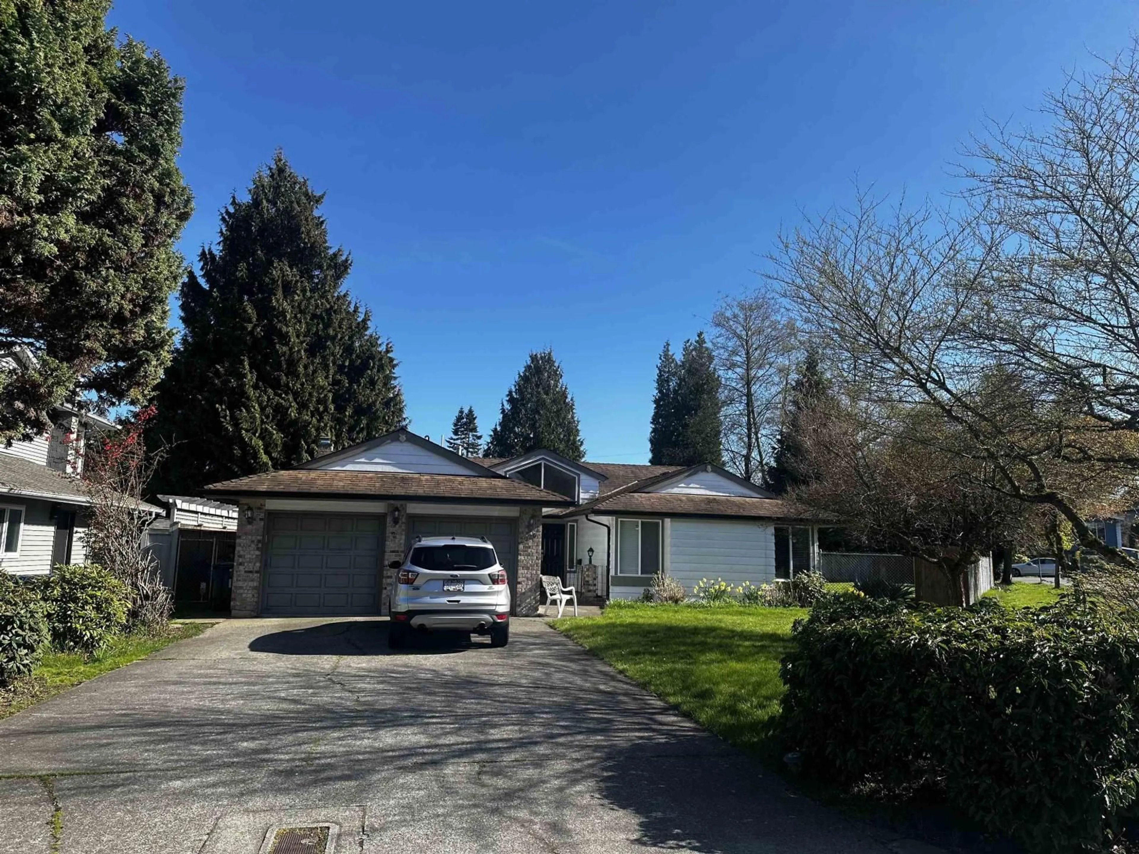 A pic from outside/outdoor area/front of a property/back of a property/a pic from drone, street for 2020 156A STREET, Surrey British Columbia V4A6S3