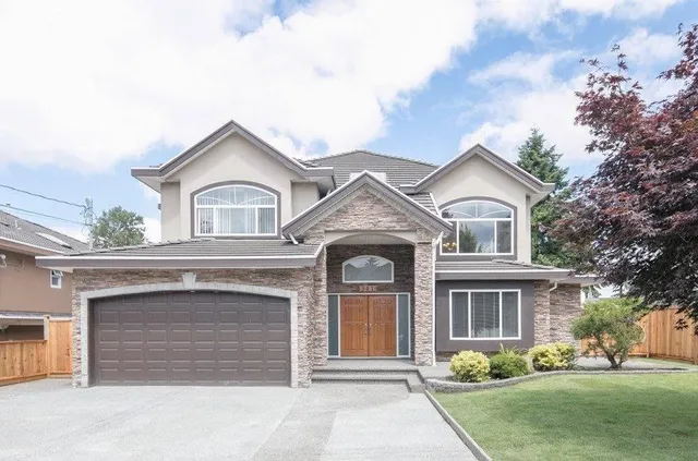 13479 98A AVENUE, Surrey