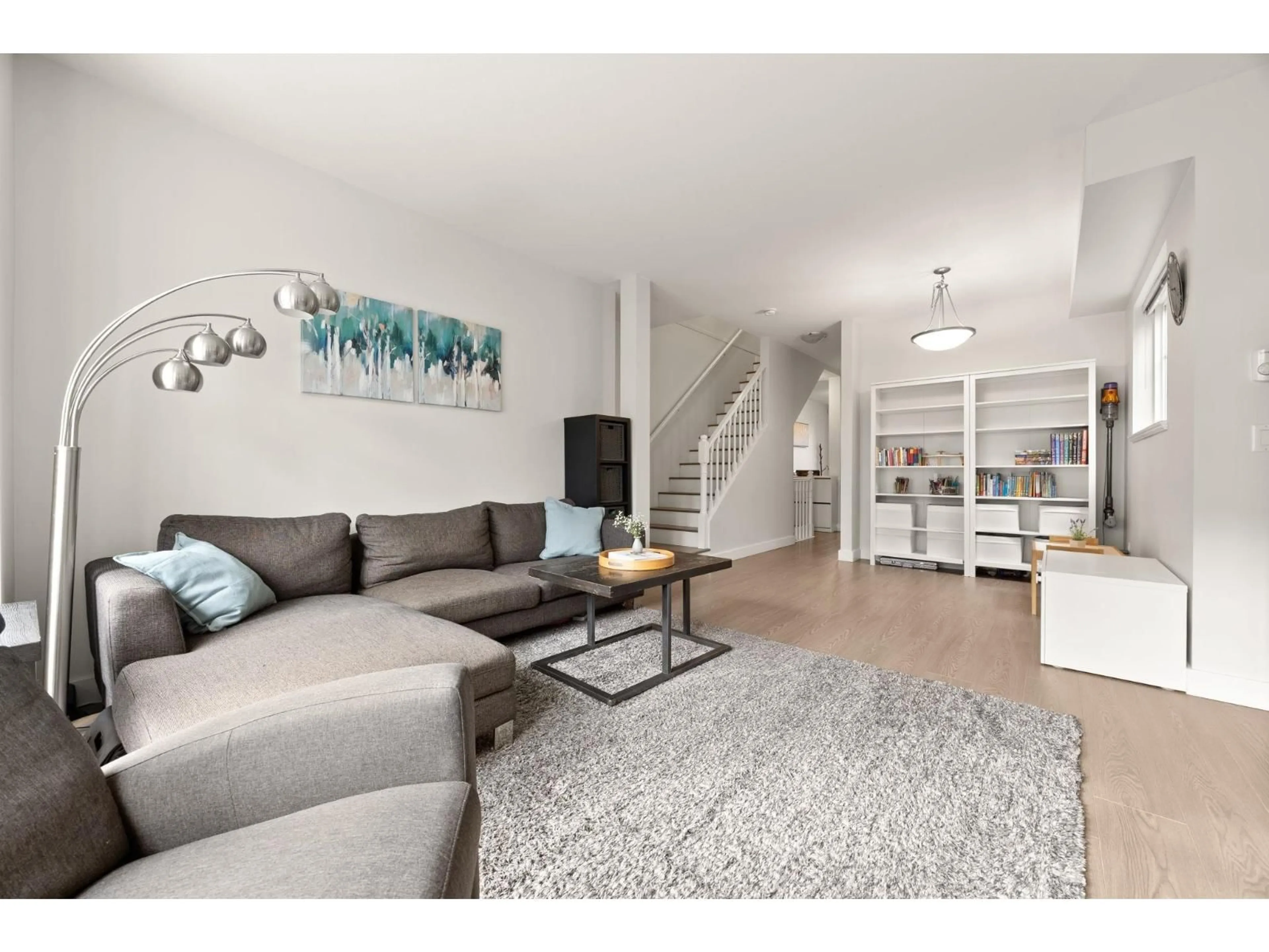 Living room with furniture, unknown for 5 - 8726 159 STREET, Surrey British Columbia V4N0A8