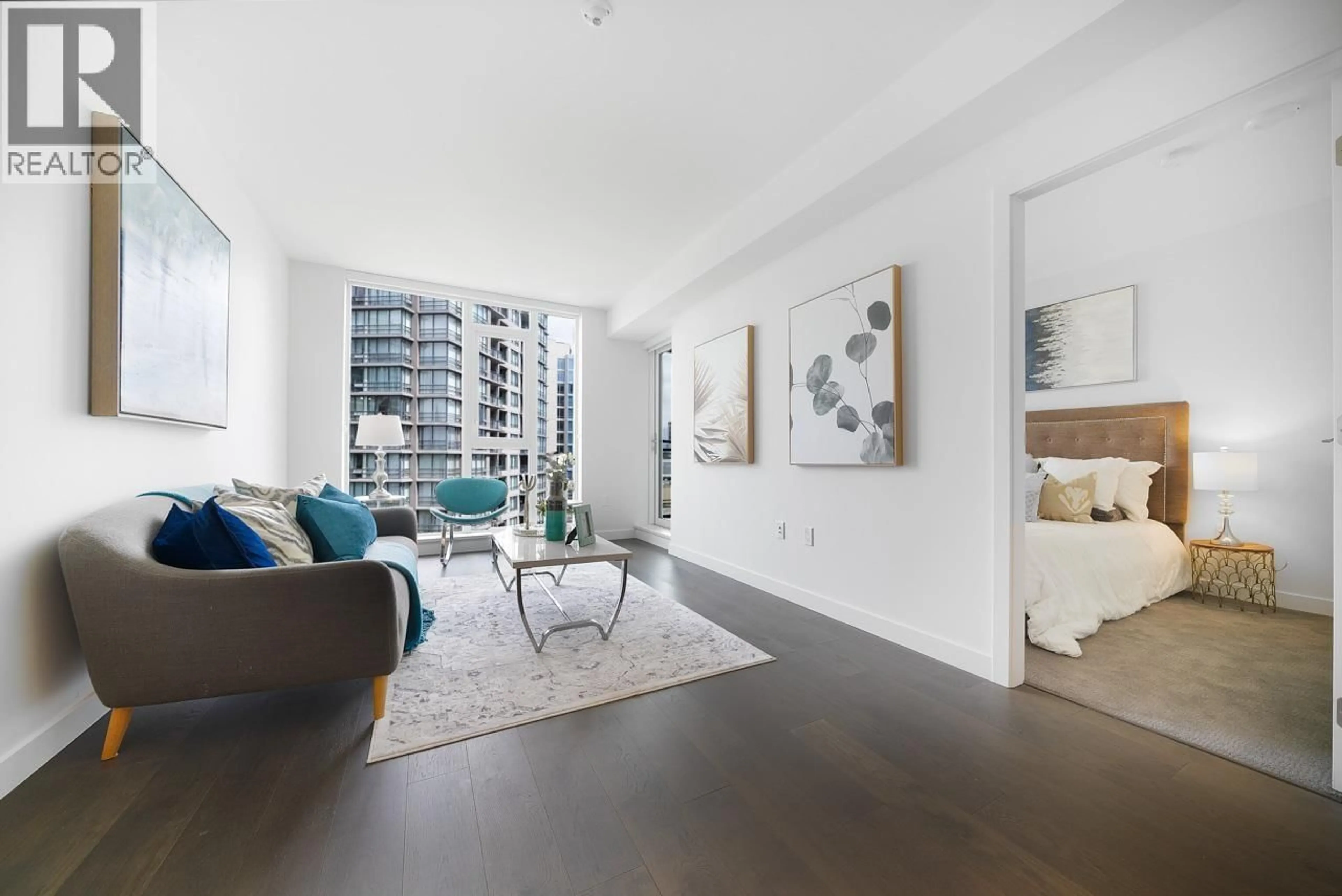 Living room with furniture, unknown for 806 - 3280 CORVETTE WAY, Richmond British Columbia V6X0T9