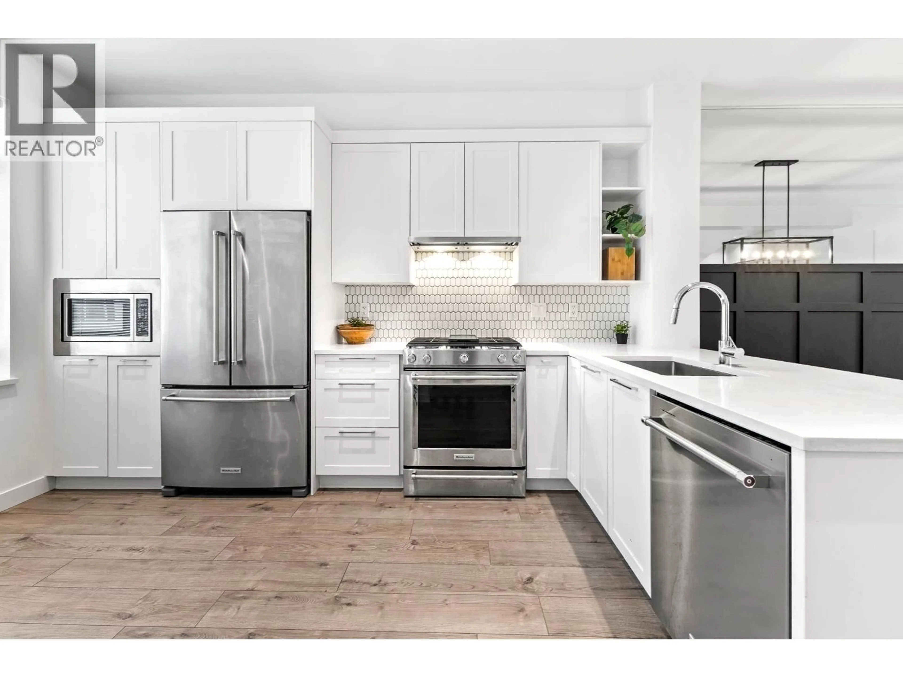 Contemporary kitchen, unknown for 134 - 1220 ROCKLIN STREET, Coquitlam British Columbia V3B2W7