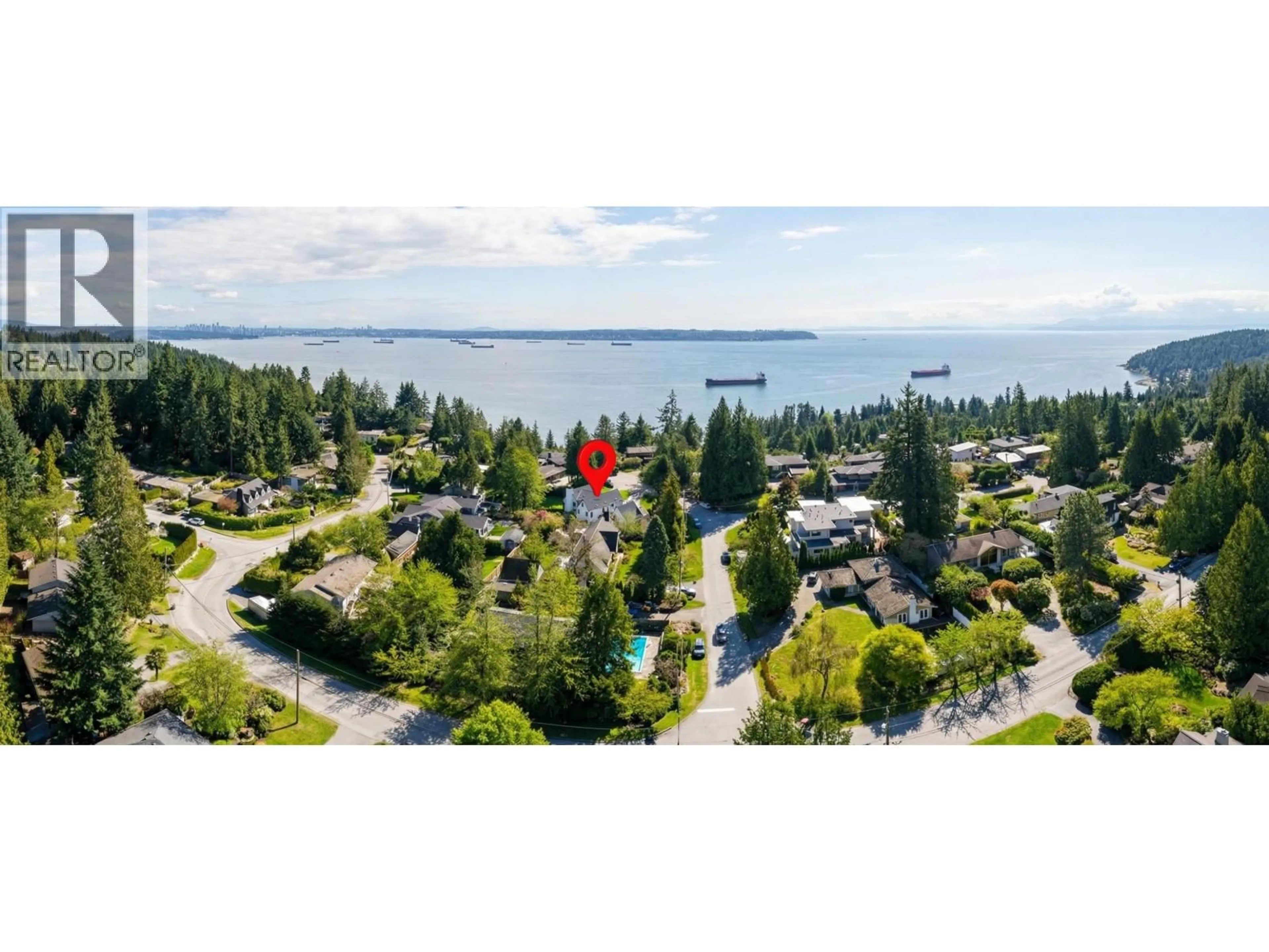 A pic from outside/outdoor area/front of a property/back of a property/a pic from drone, water/lake/river/ocean view for 4050 RIPPLE PLACE, West Vancouver British Columbia V7V3L4