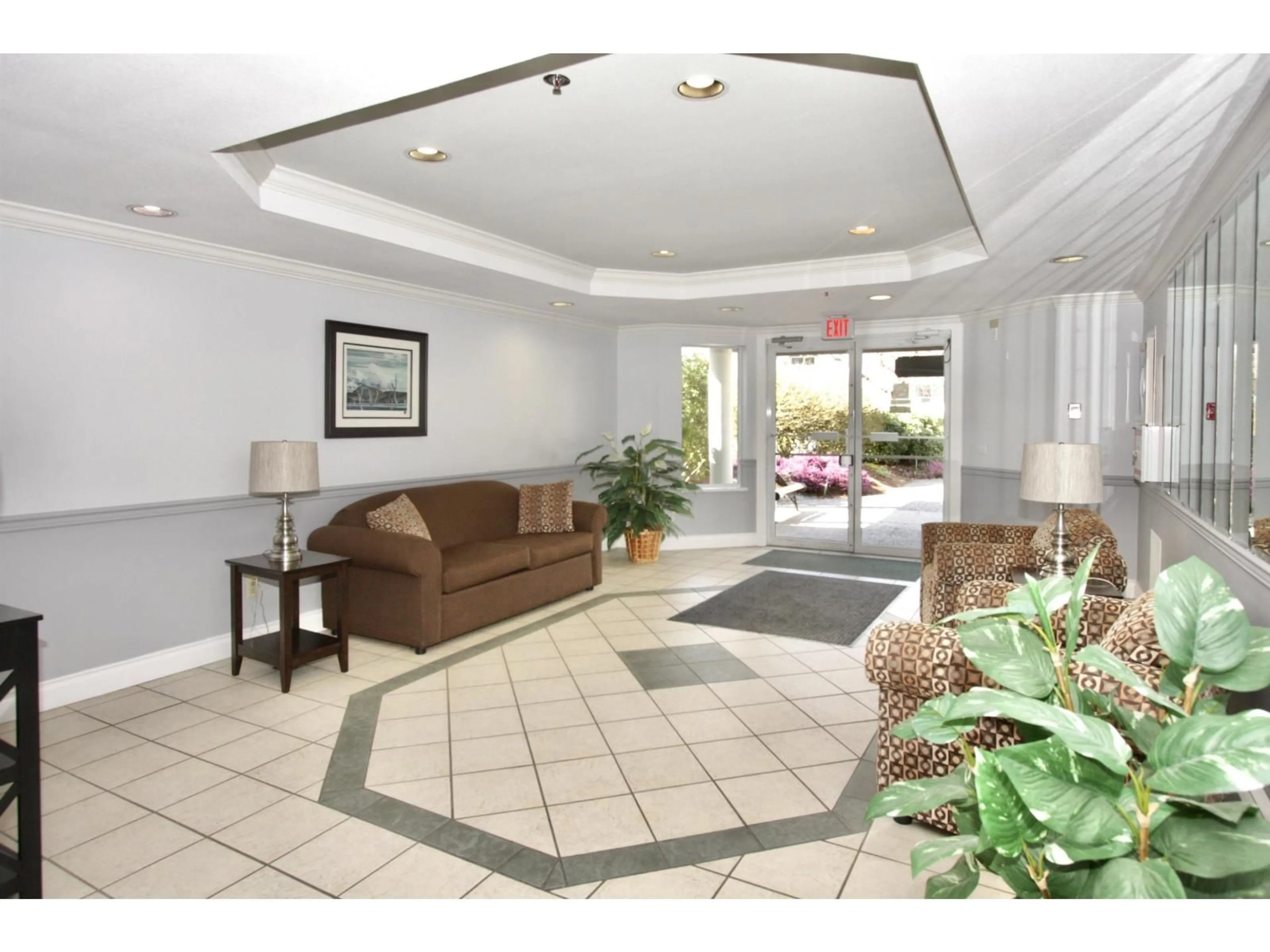 Lobby for 106 - 2451 GLADWIN ROAD, Abbotsford British Columbia V2T3N8