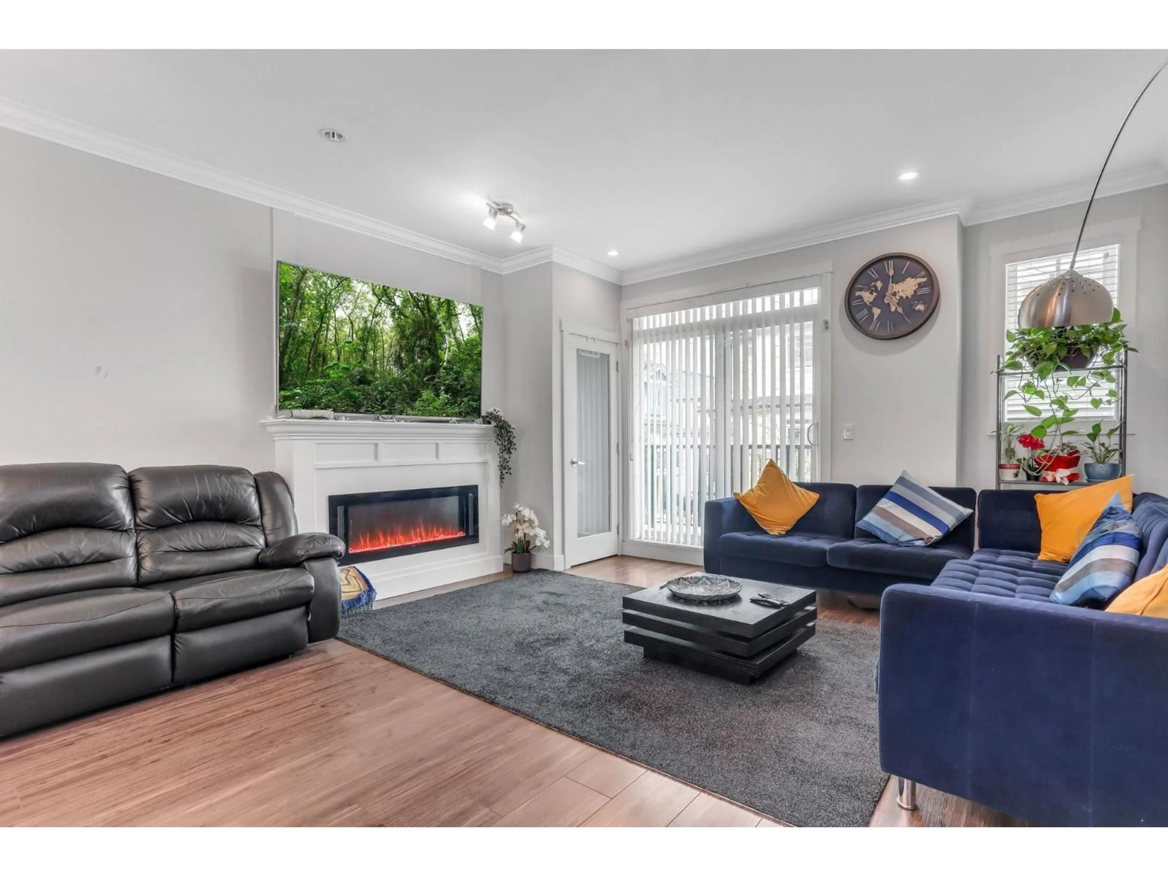 Living room with furniture, unknown for 114 - 13898 64 AVENUE, Surrey British Columbia V3W1L6