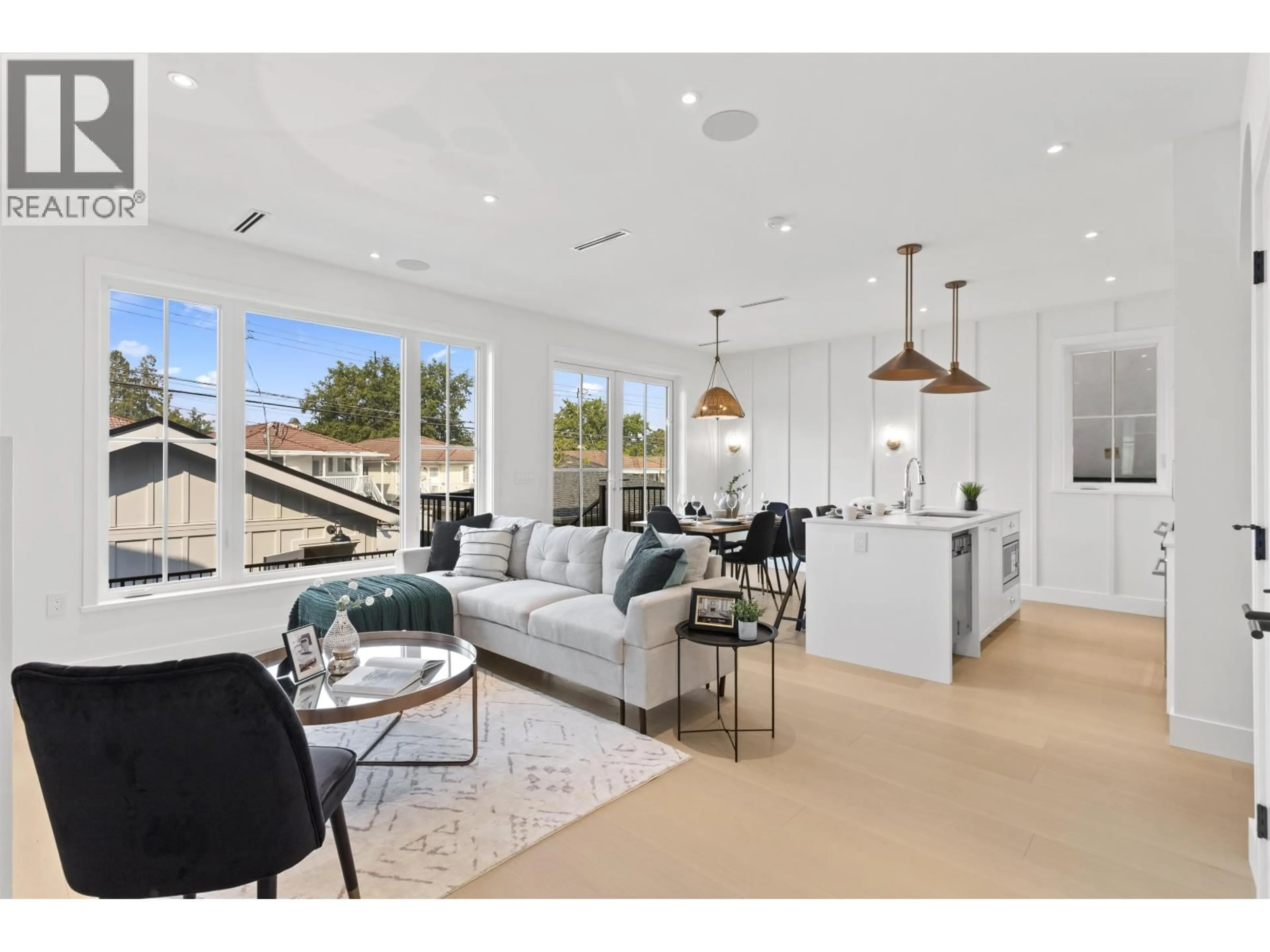 Unknown for 2 - 4315 ALBERT STREET, Burnaby British Columbia V5C2E9